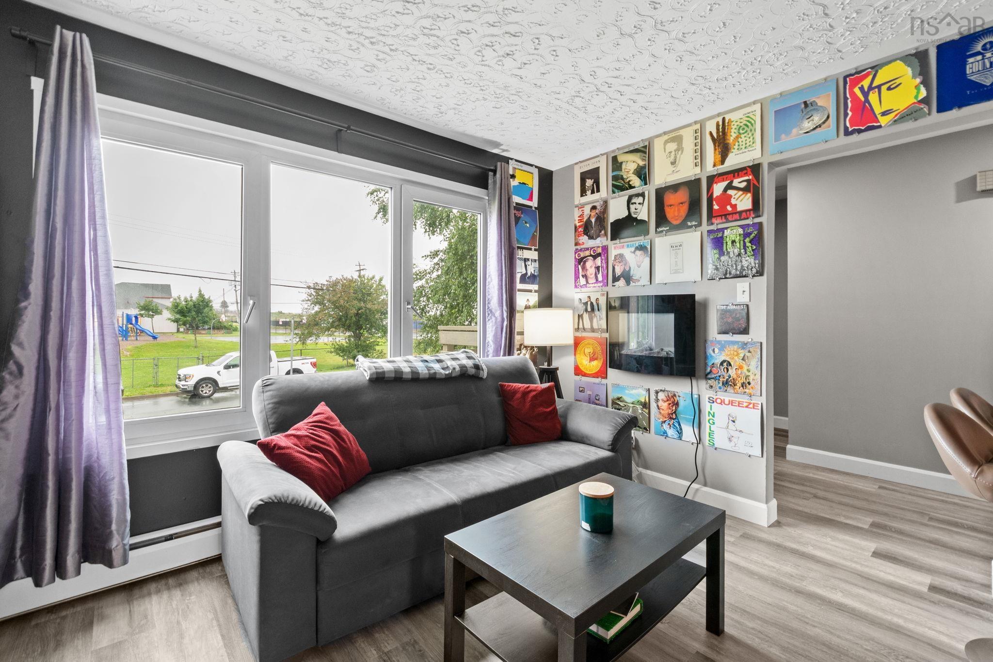 View image 11
