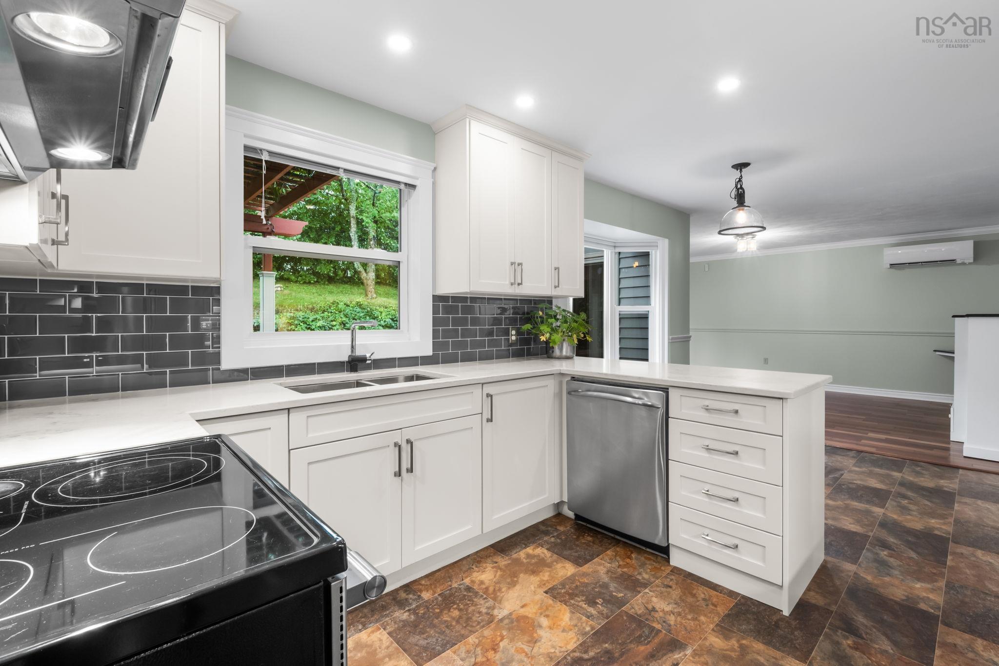 View image 12