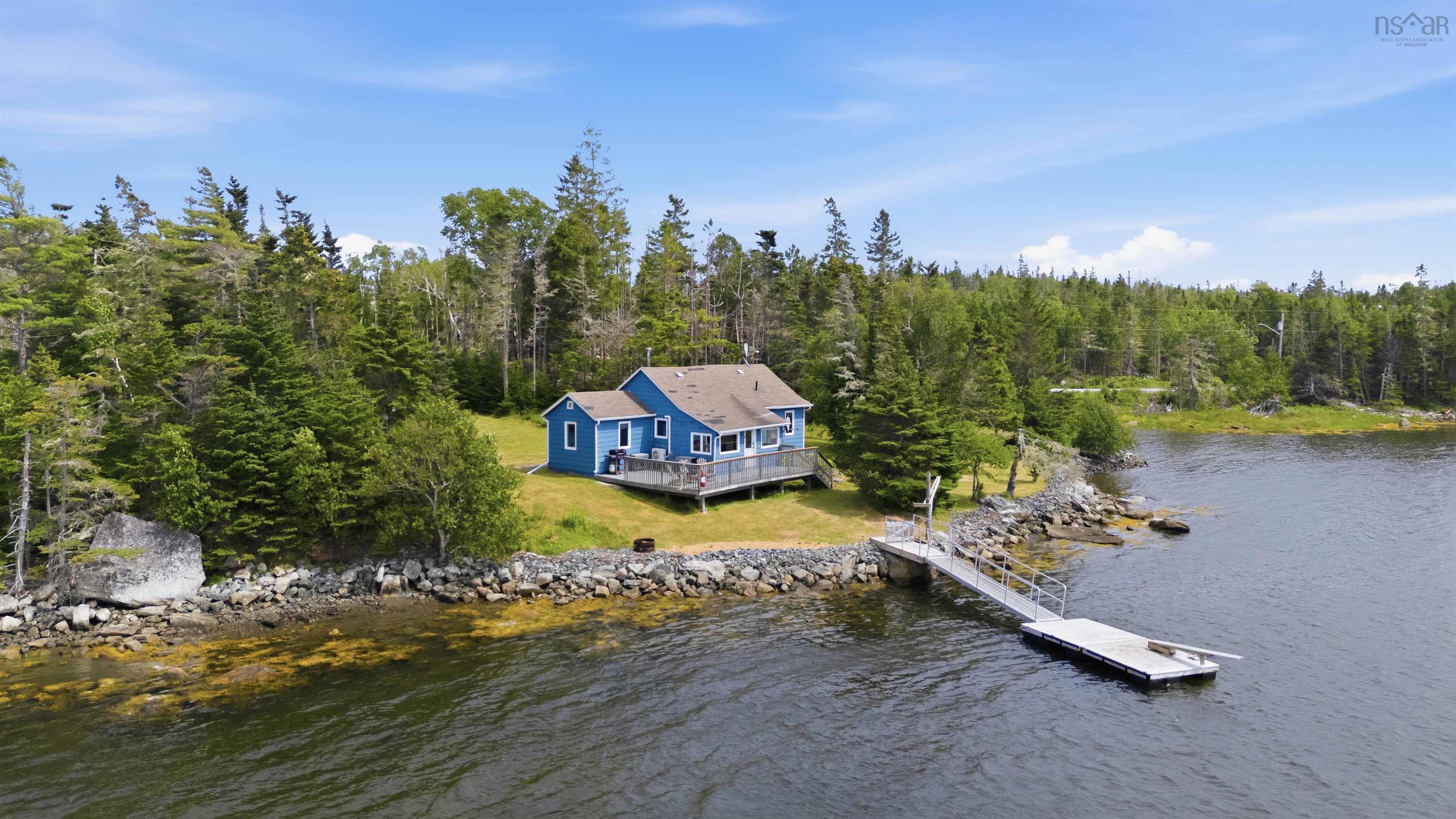 Thumbnail image for 732 Ostrea Lake Road MLS<sup>®</sup> 202618652