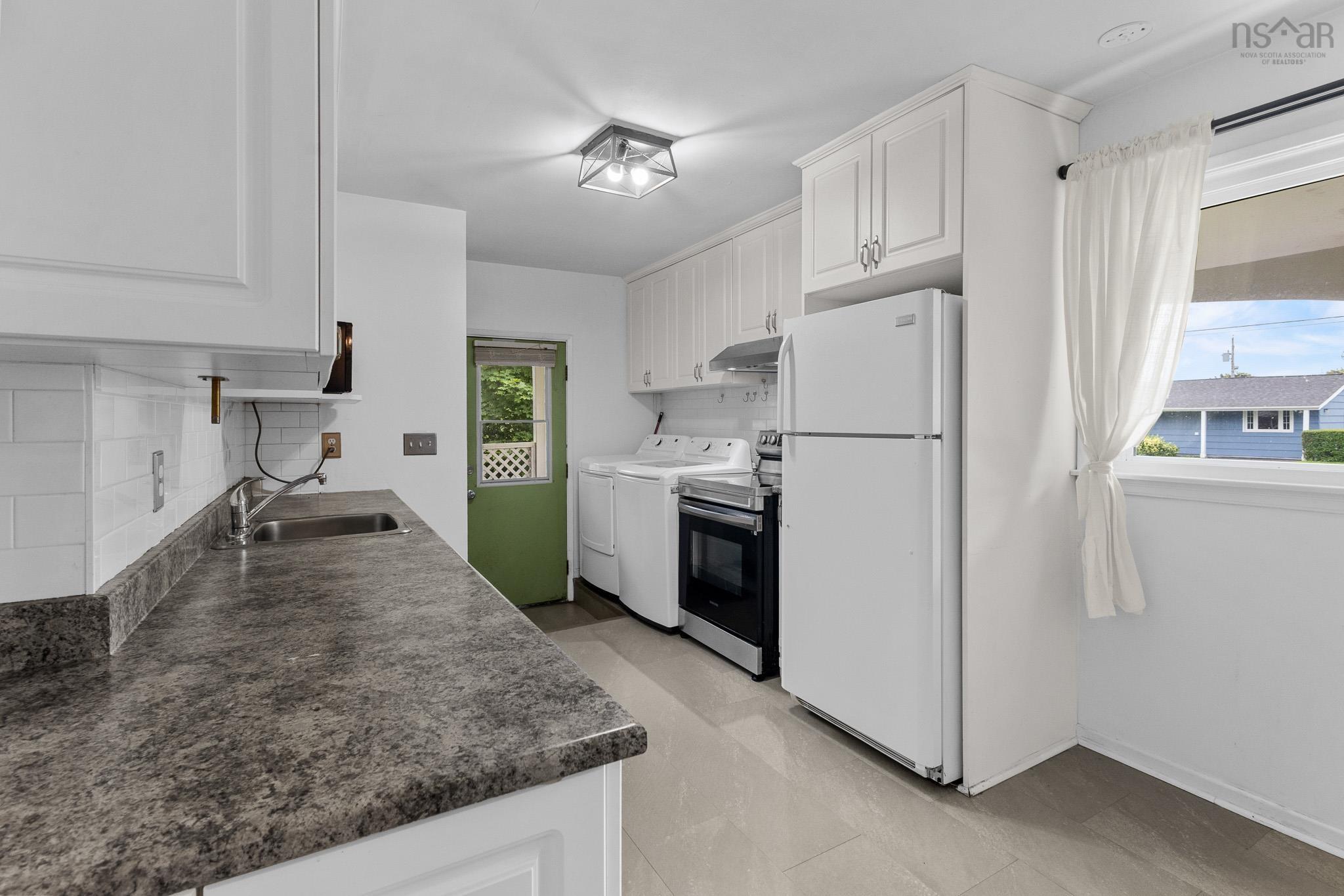 View image 18