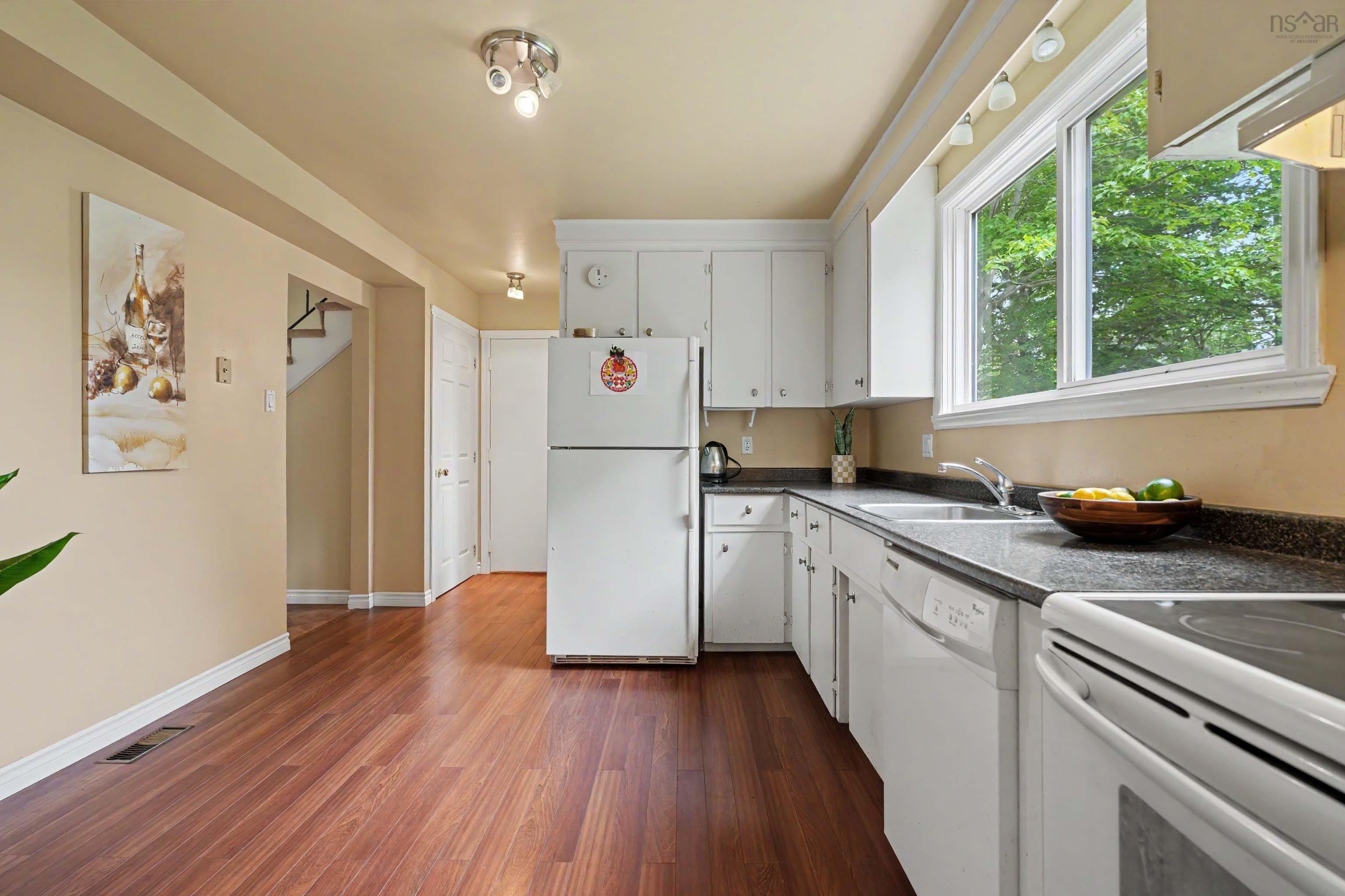 View image 11