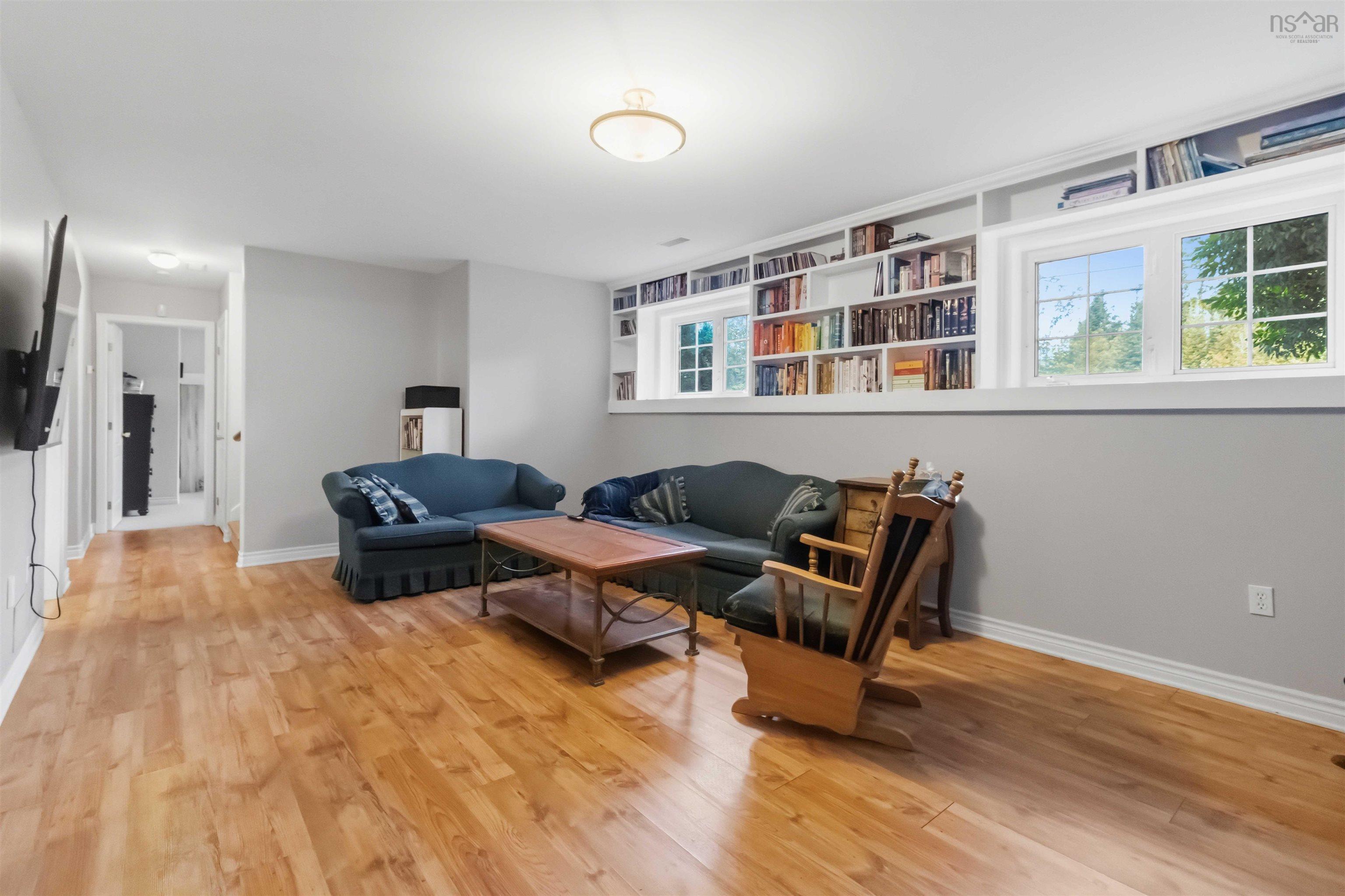 View image 21