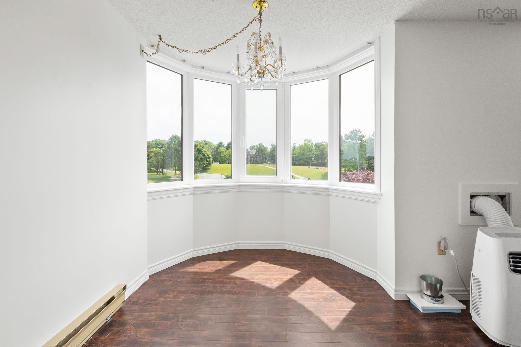 View image 12