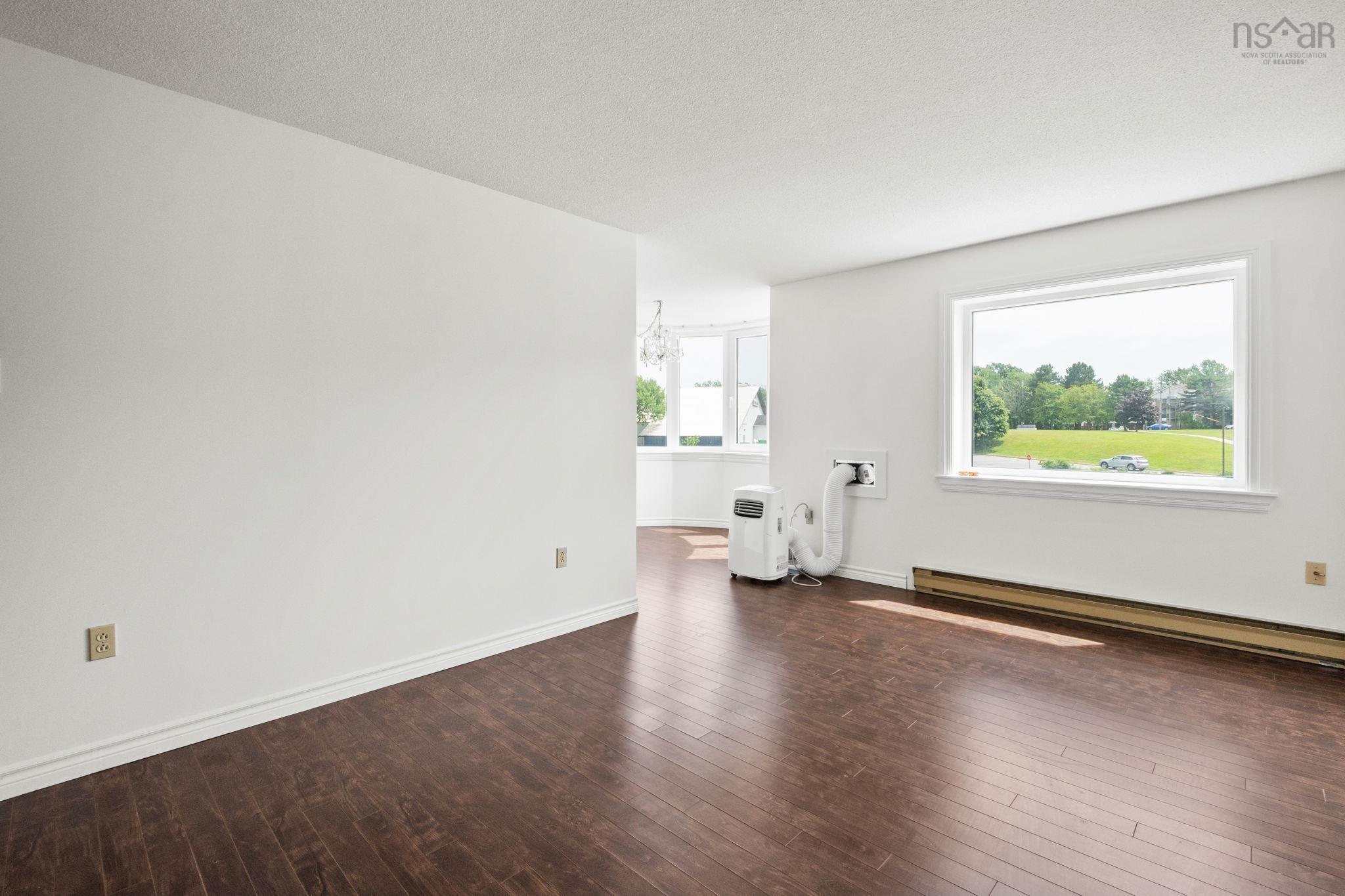 View image 8