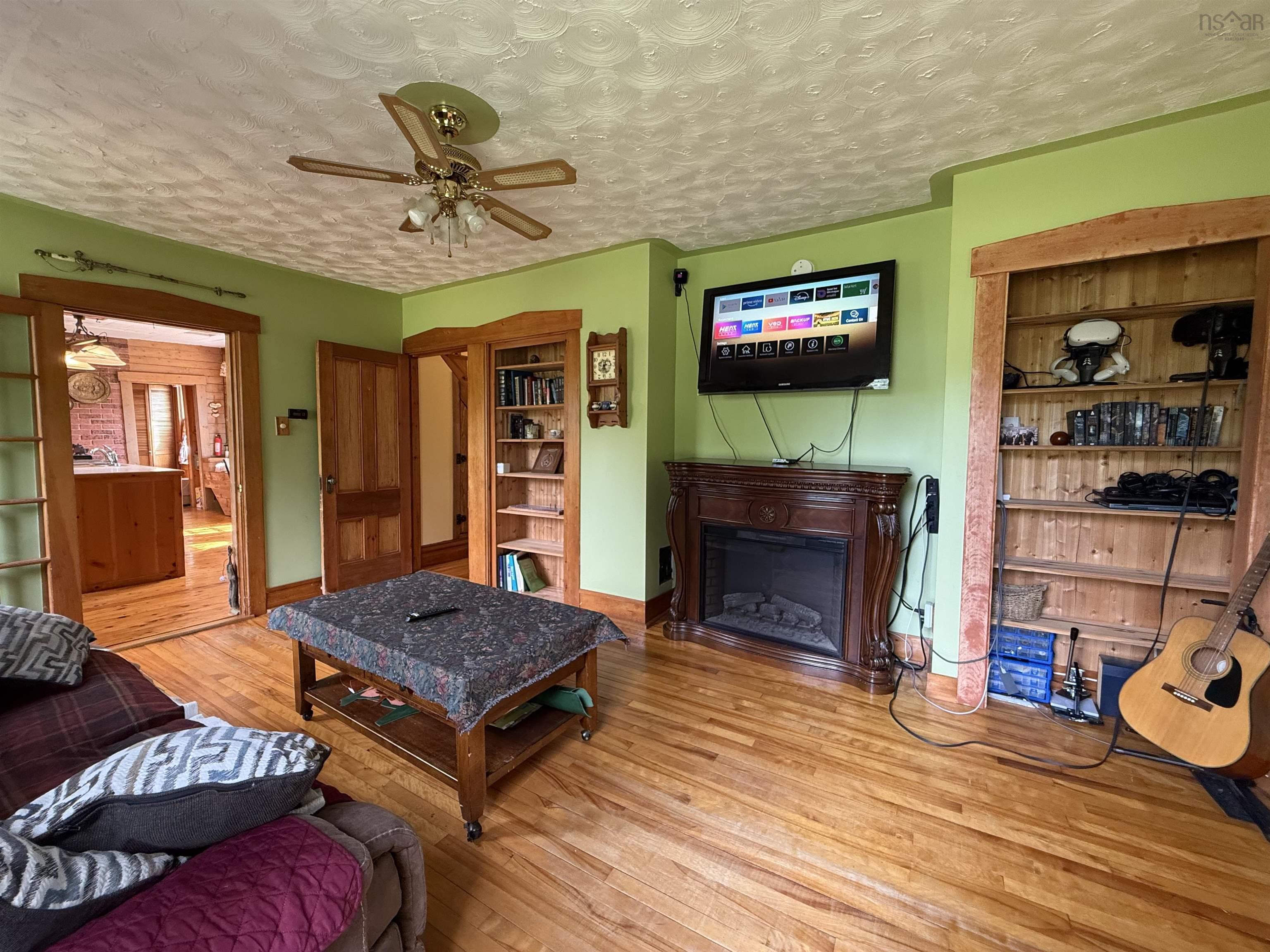 View image 10