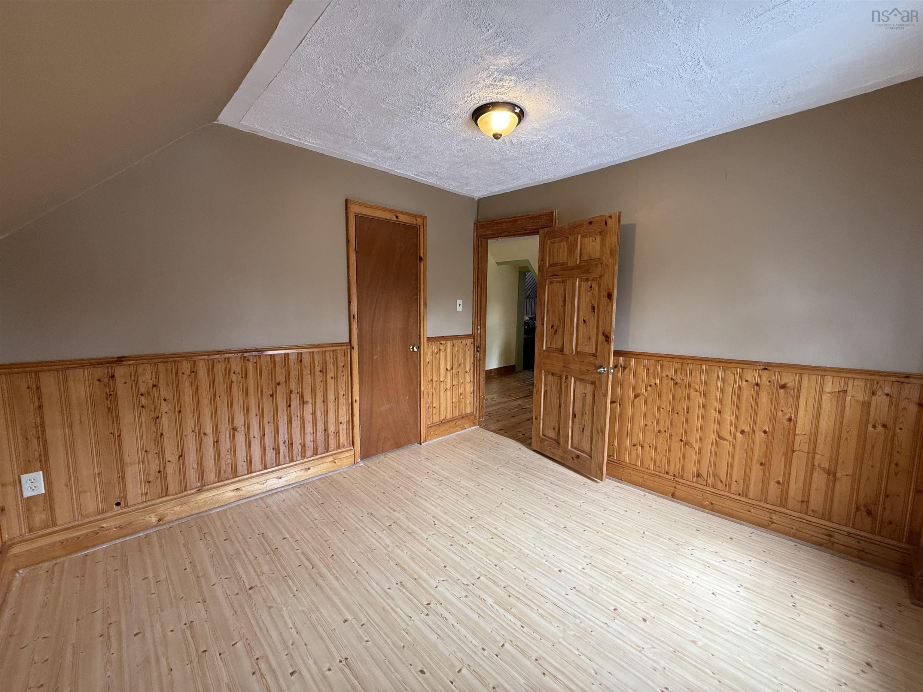 View image 21