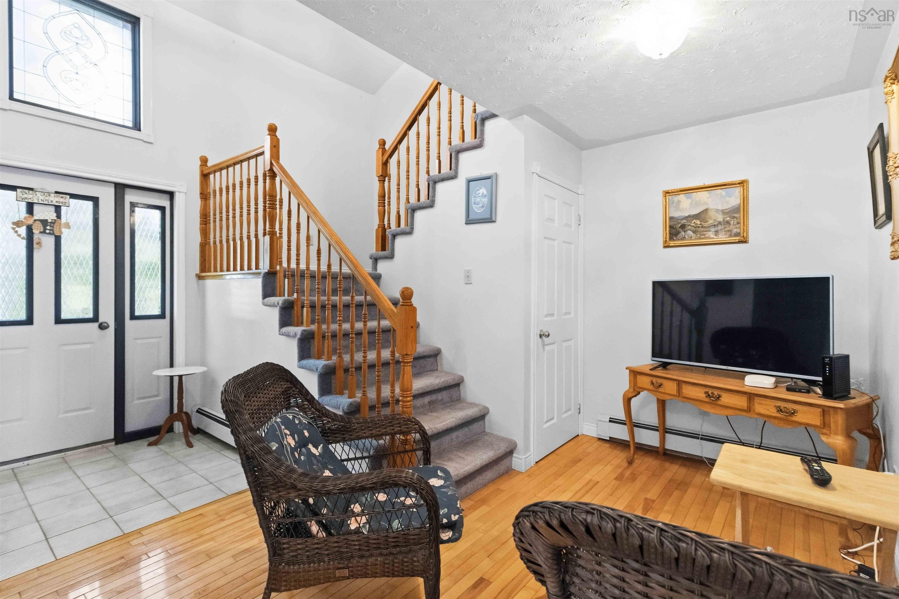 View image 8