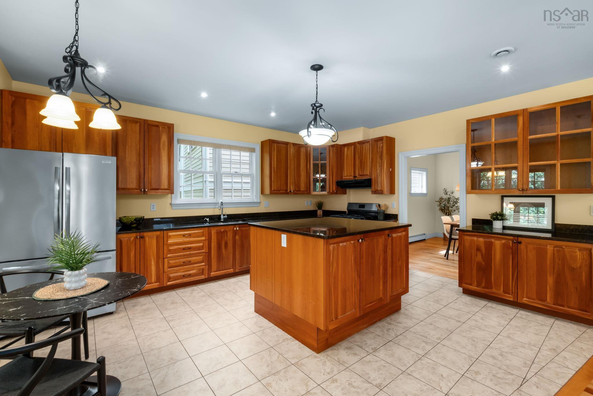 View image 12