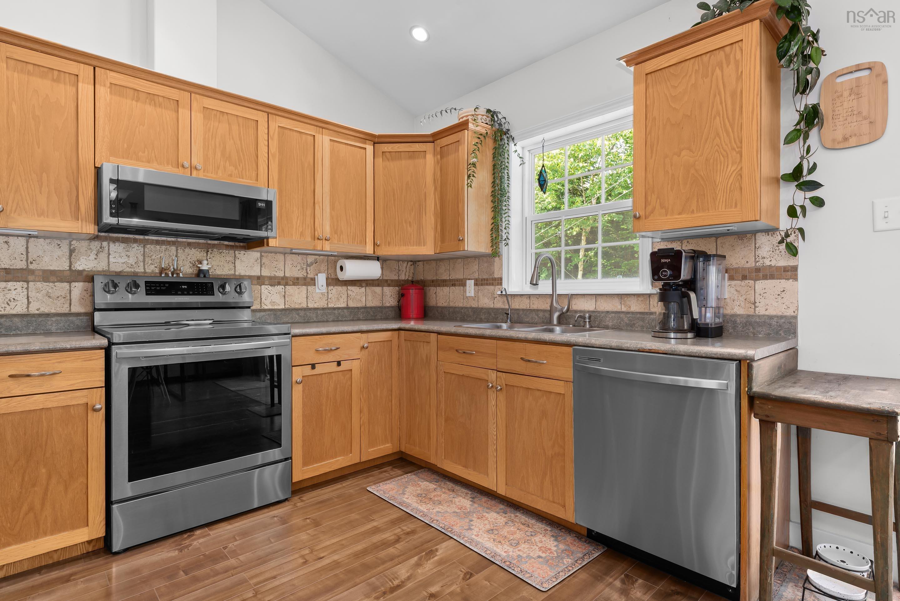 View image 9