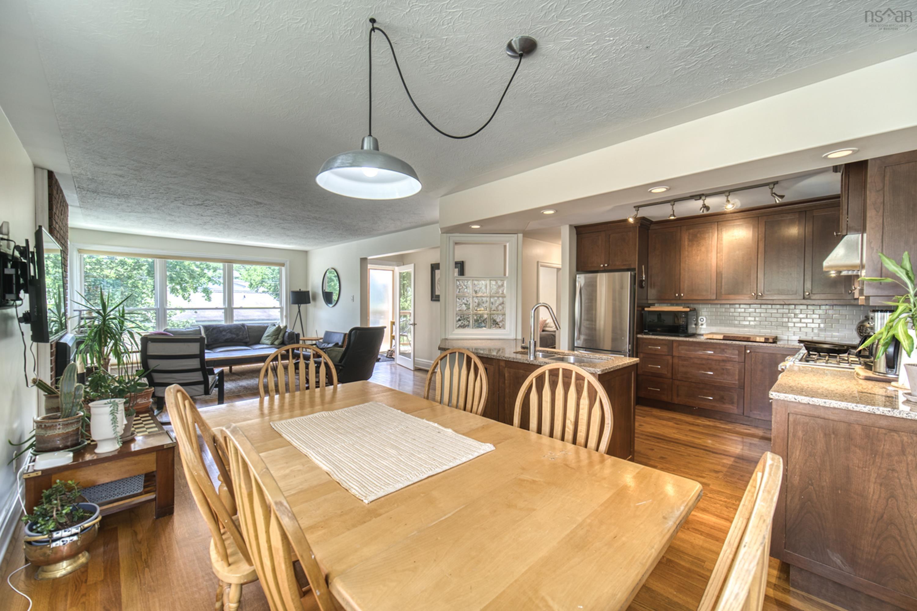 View image 12