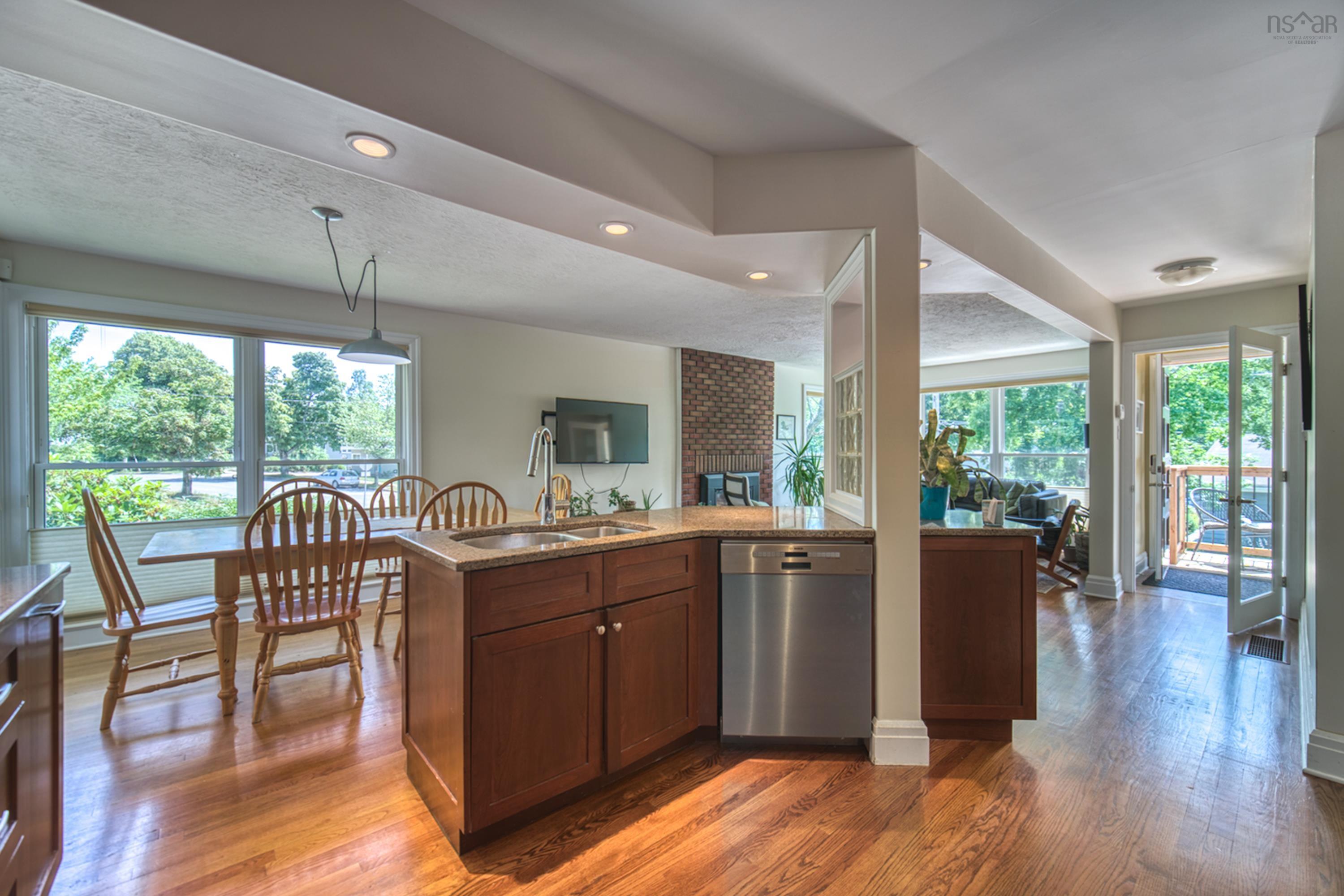 View image 17