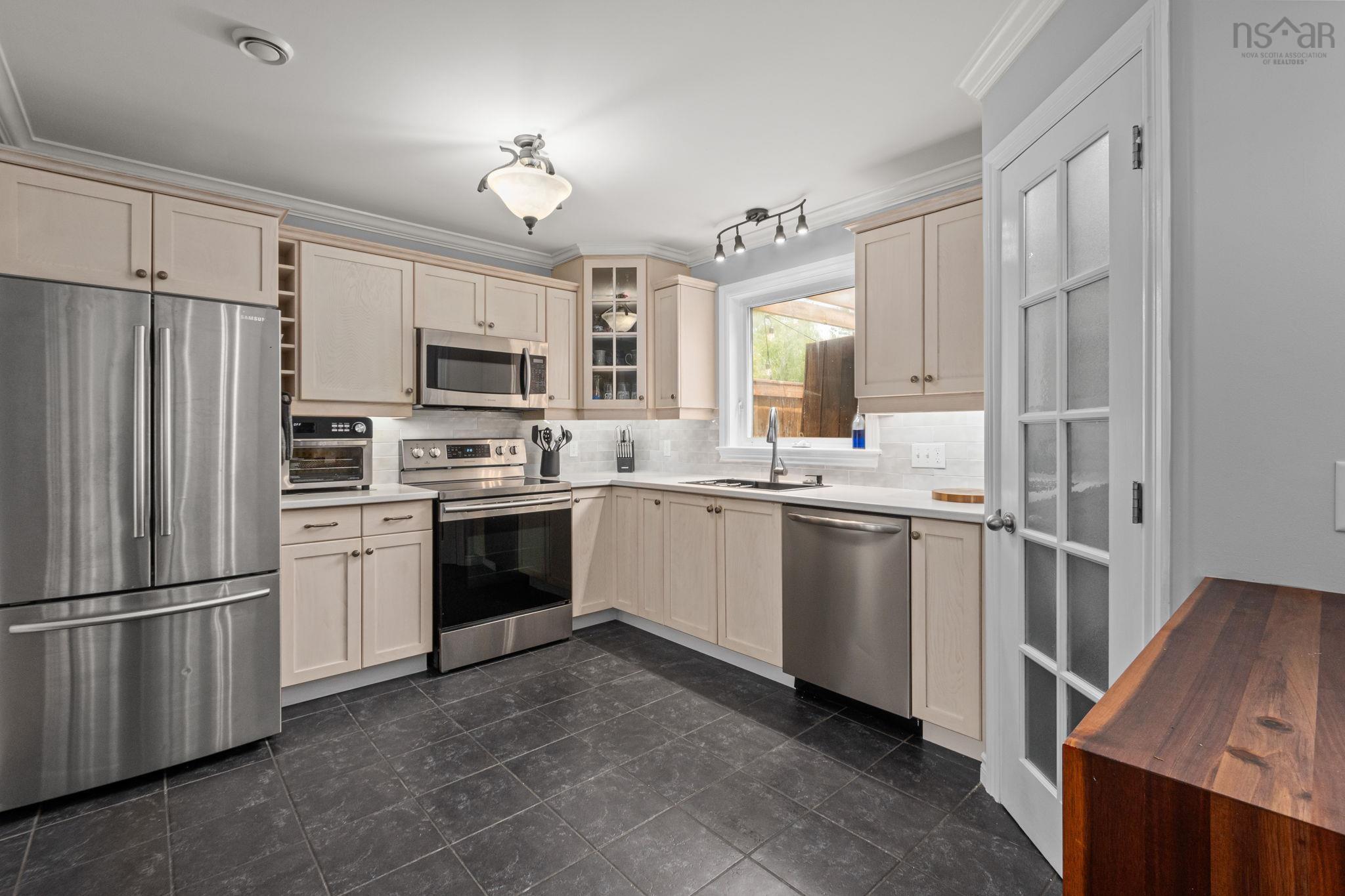 View image 11
