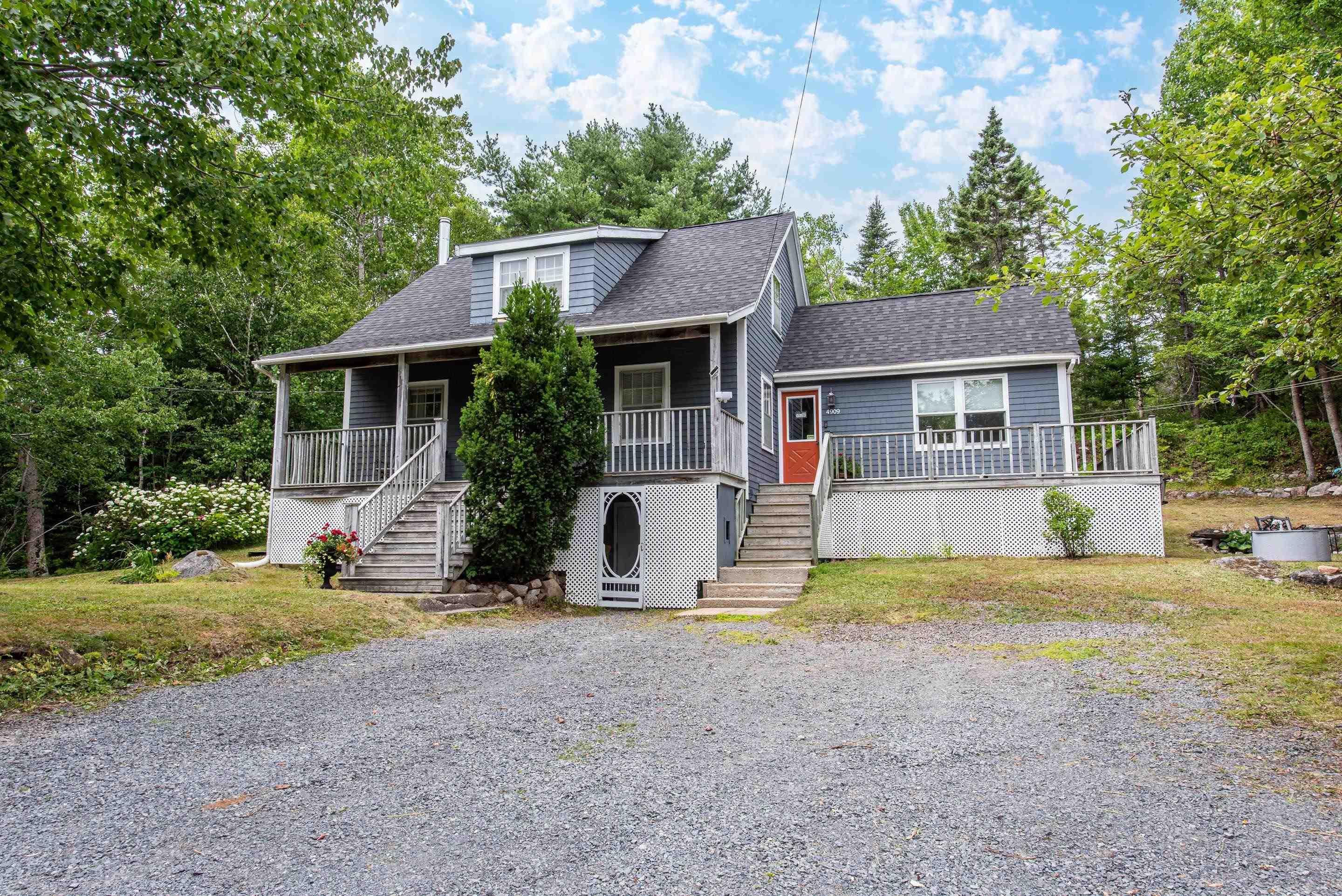 Thumbnail image for 4909 St Margarets Bay Road MLS<sup>®</sup> 202618926