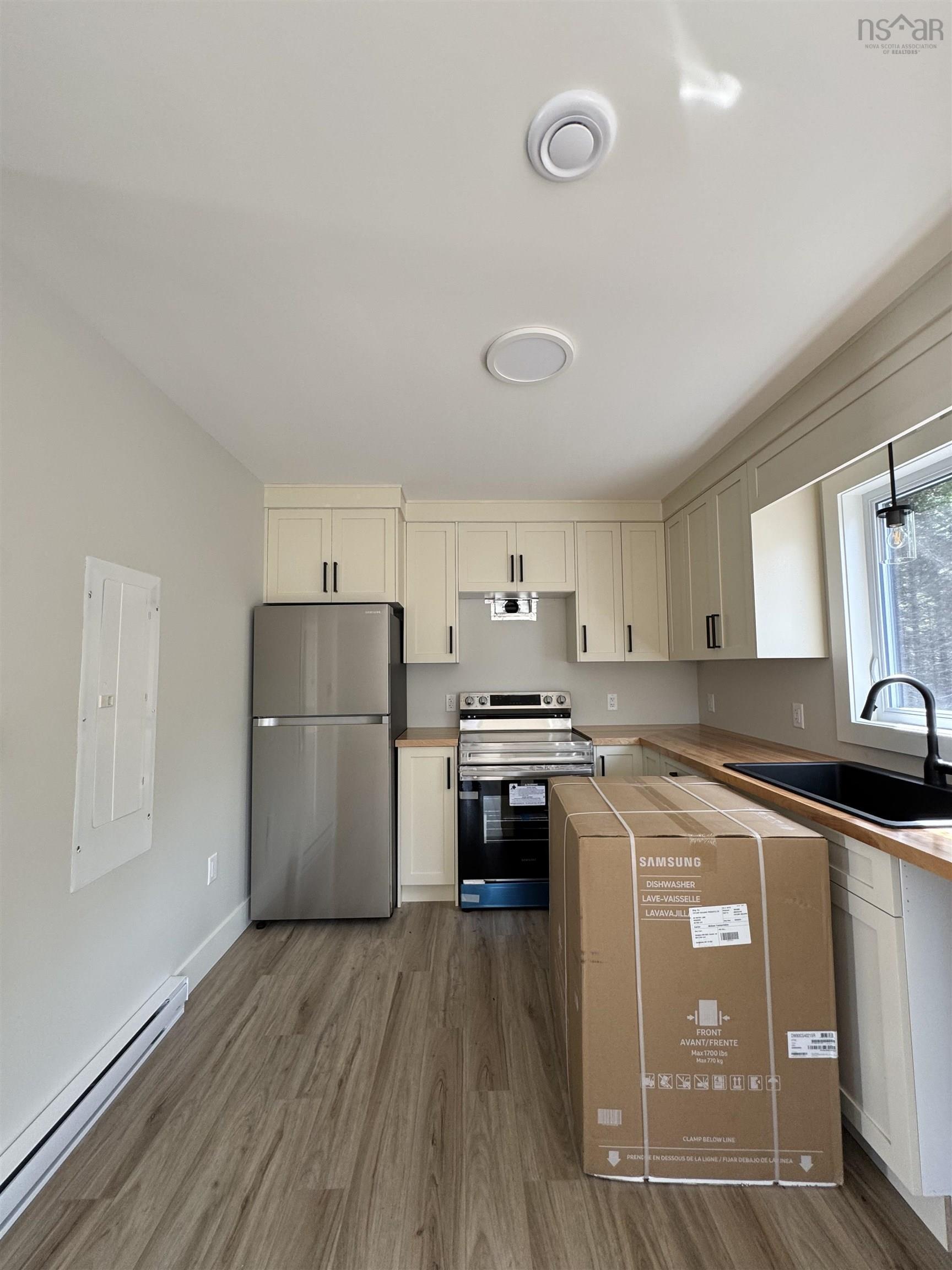 View image 11