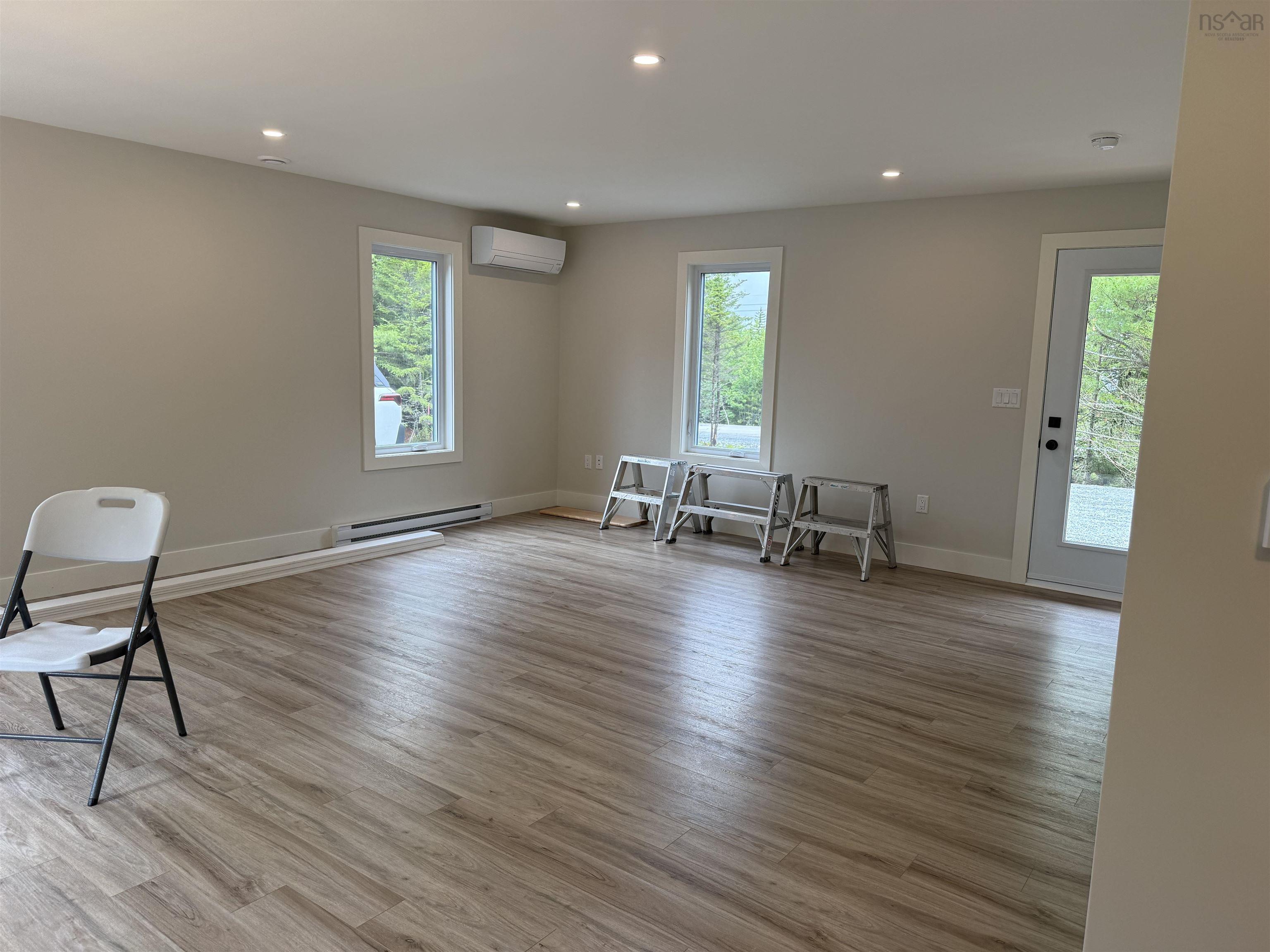 View image 8