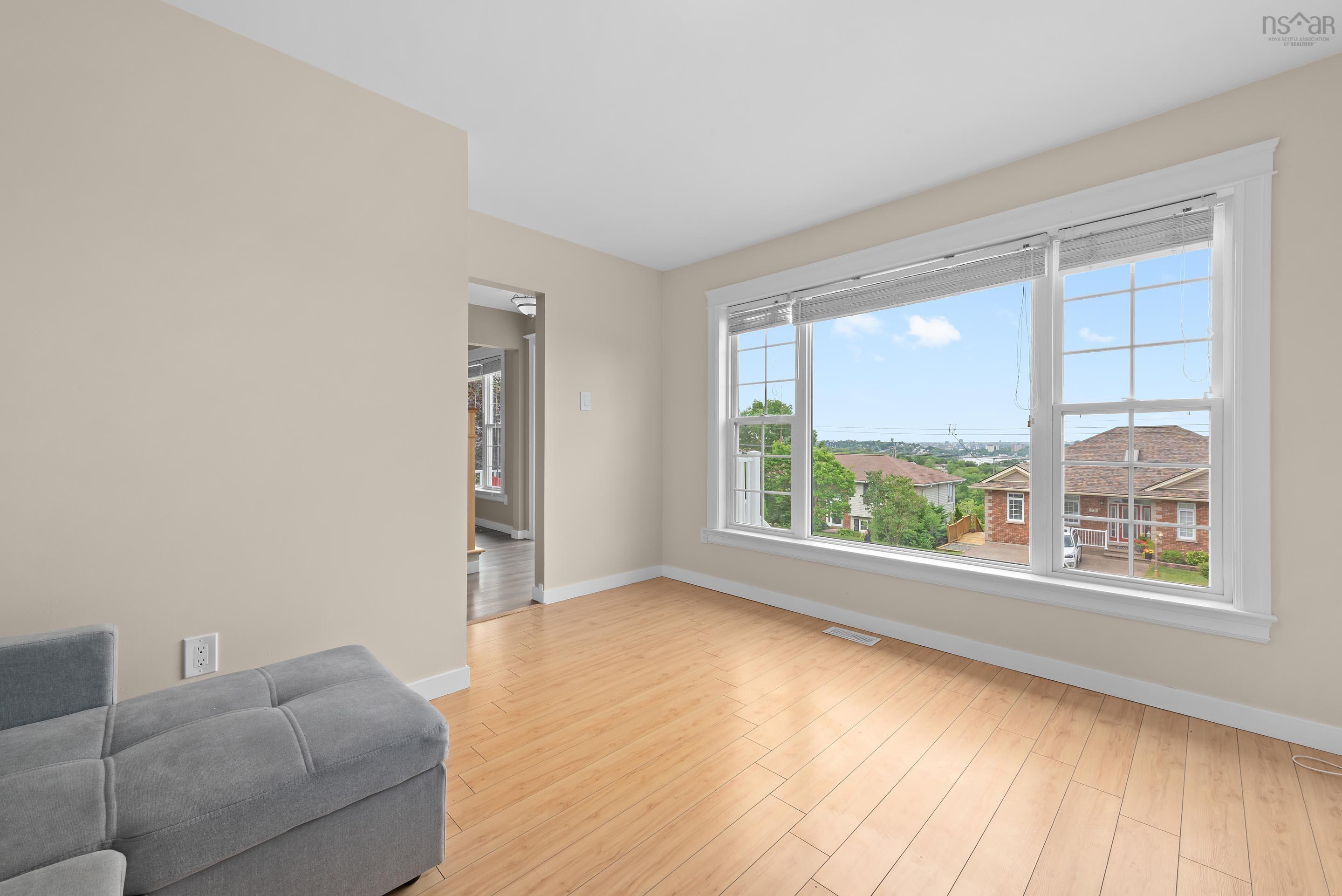 View image 12
