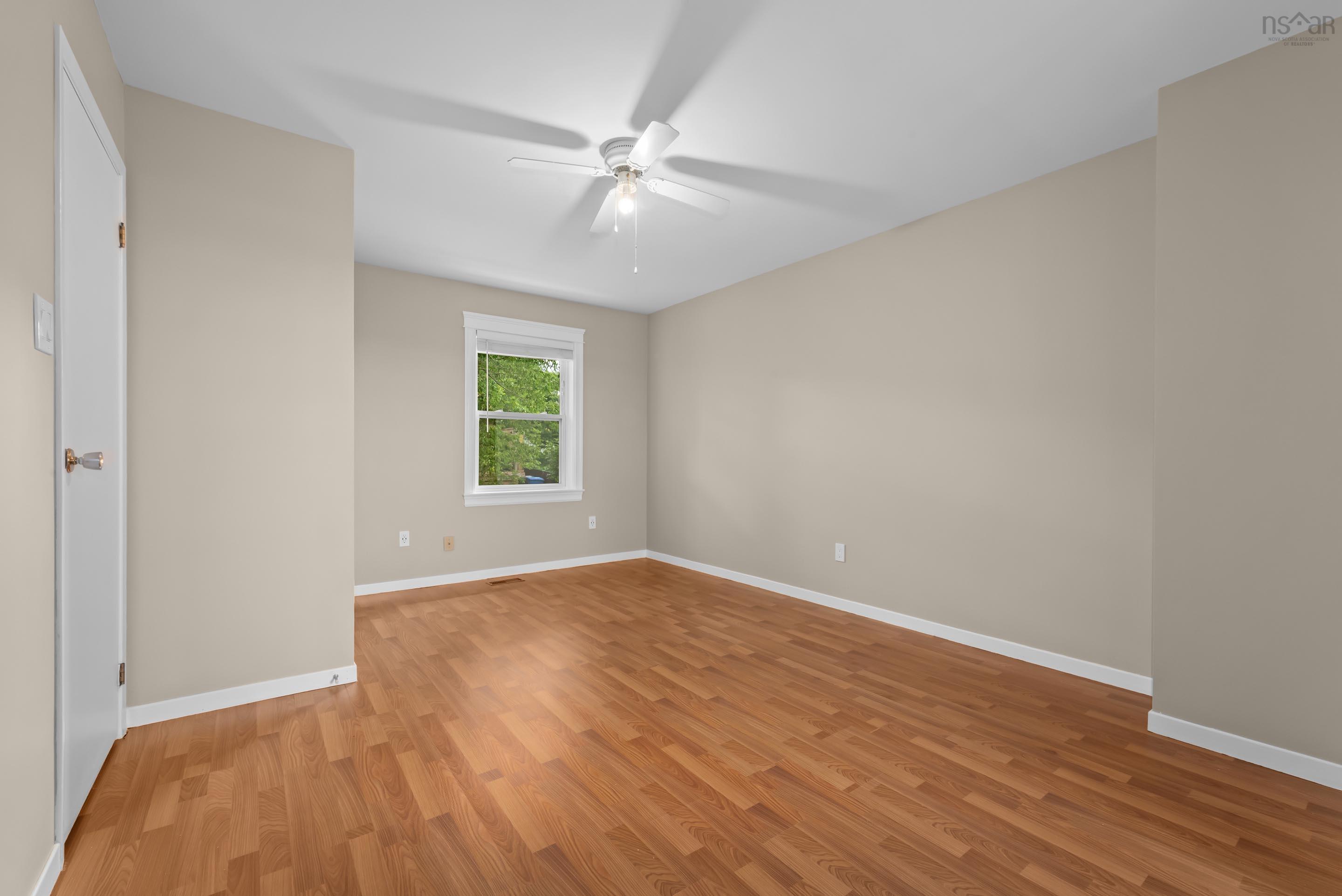 View image 16