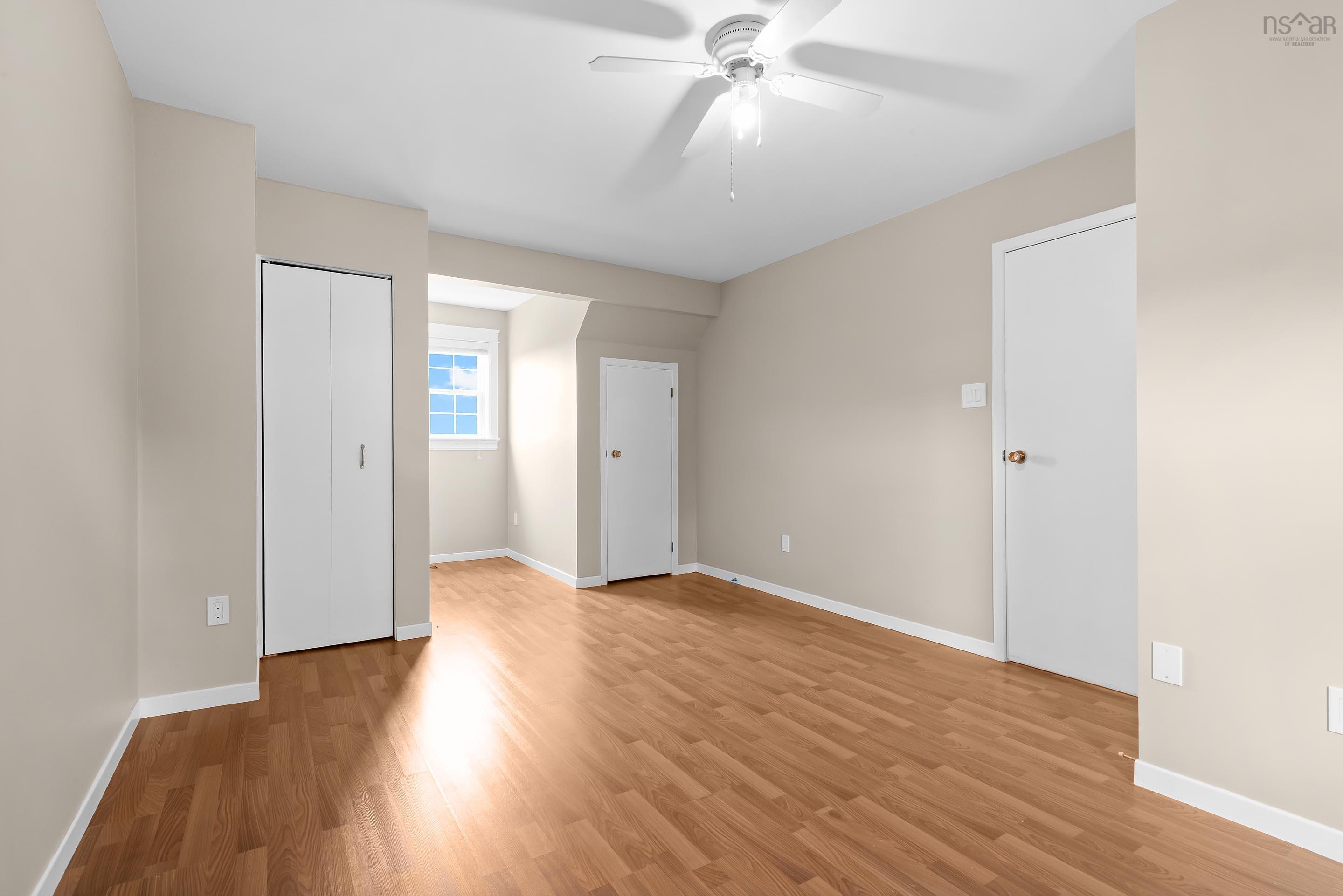View image 17