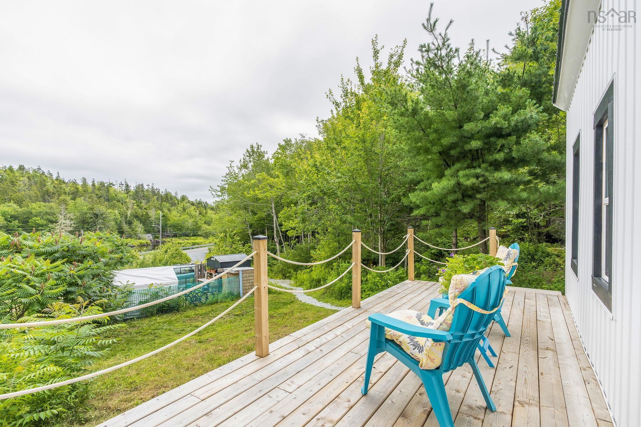 View image 18
