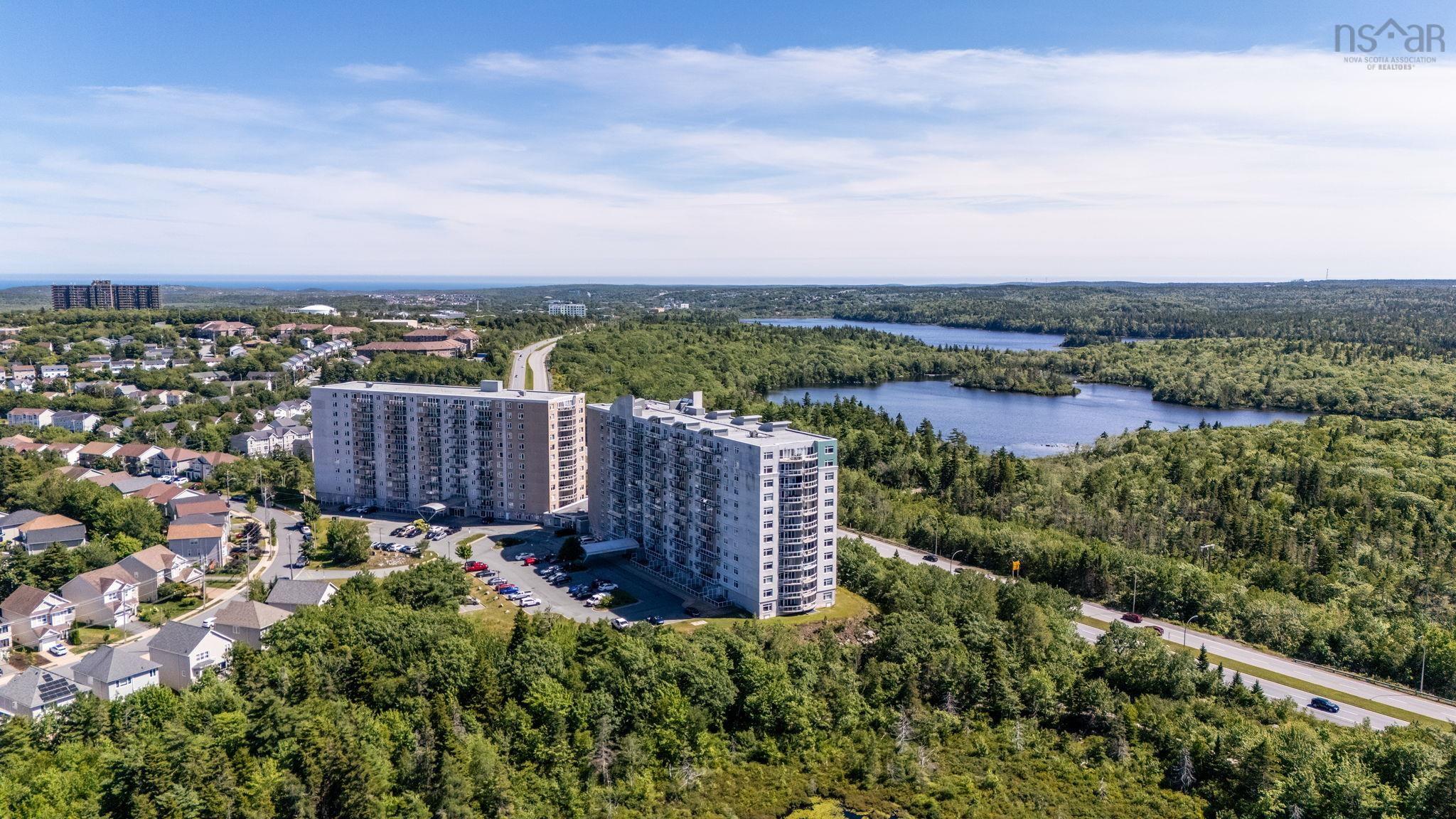 Thumbnail image for 811 60 Walter Havill Drive MLS<sup>®</sup> 202618996