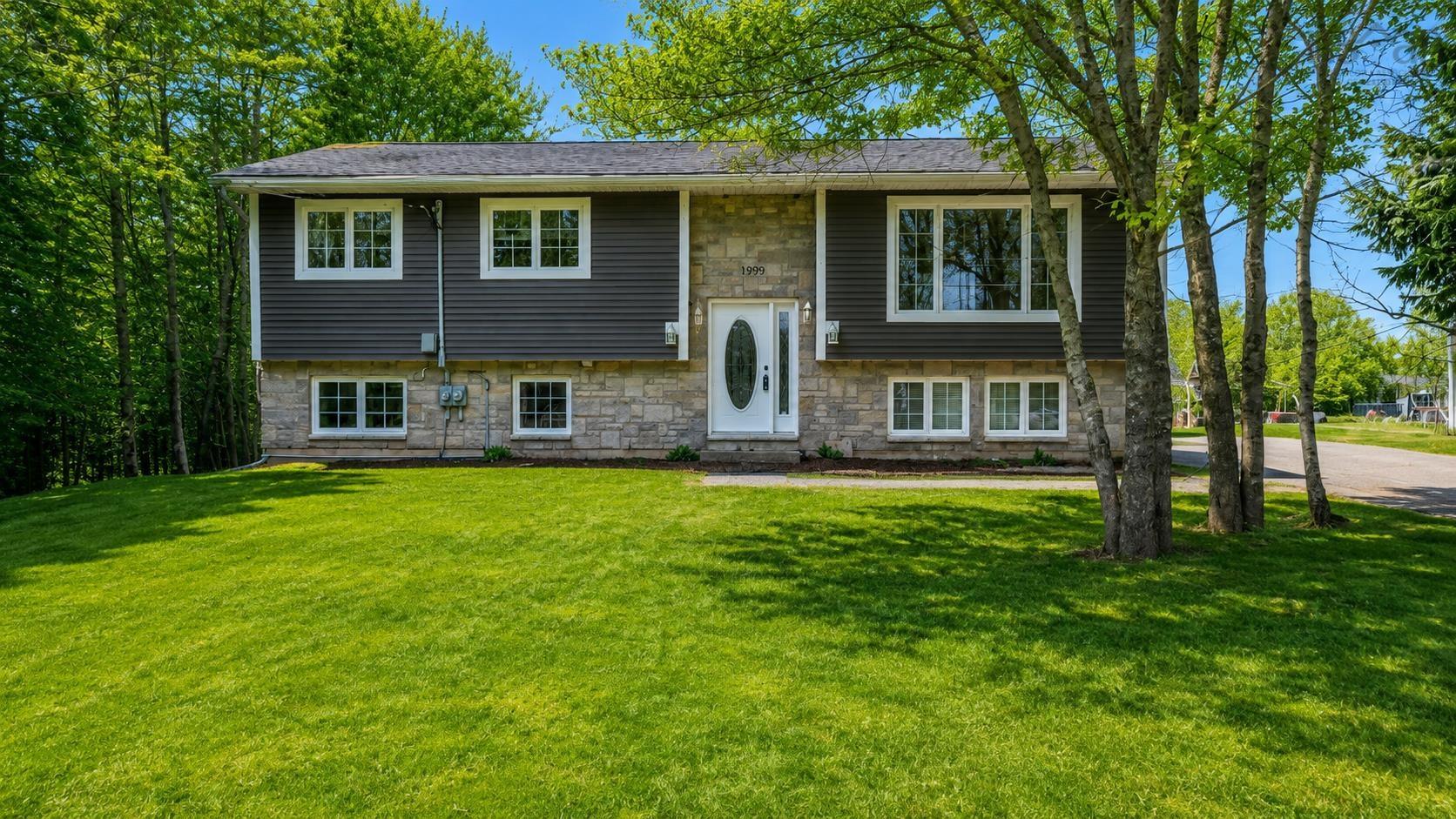Thumbnail image for 1999 Old Sambro Road MLS<sup>®</sup> 202619044