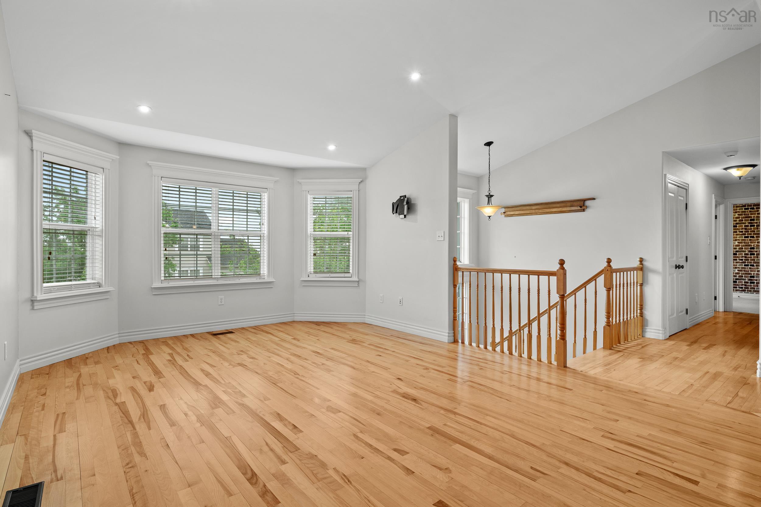 View image 7