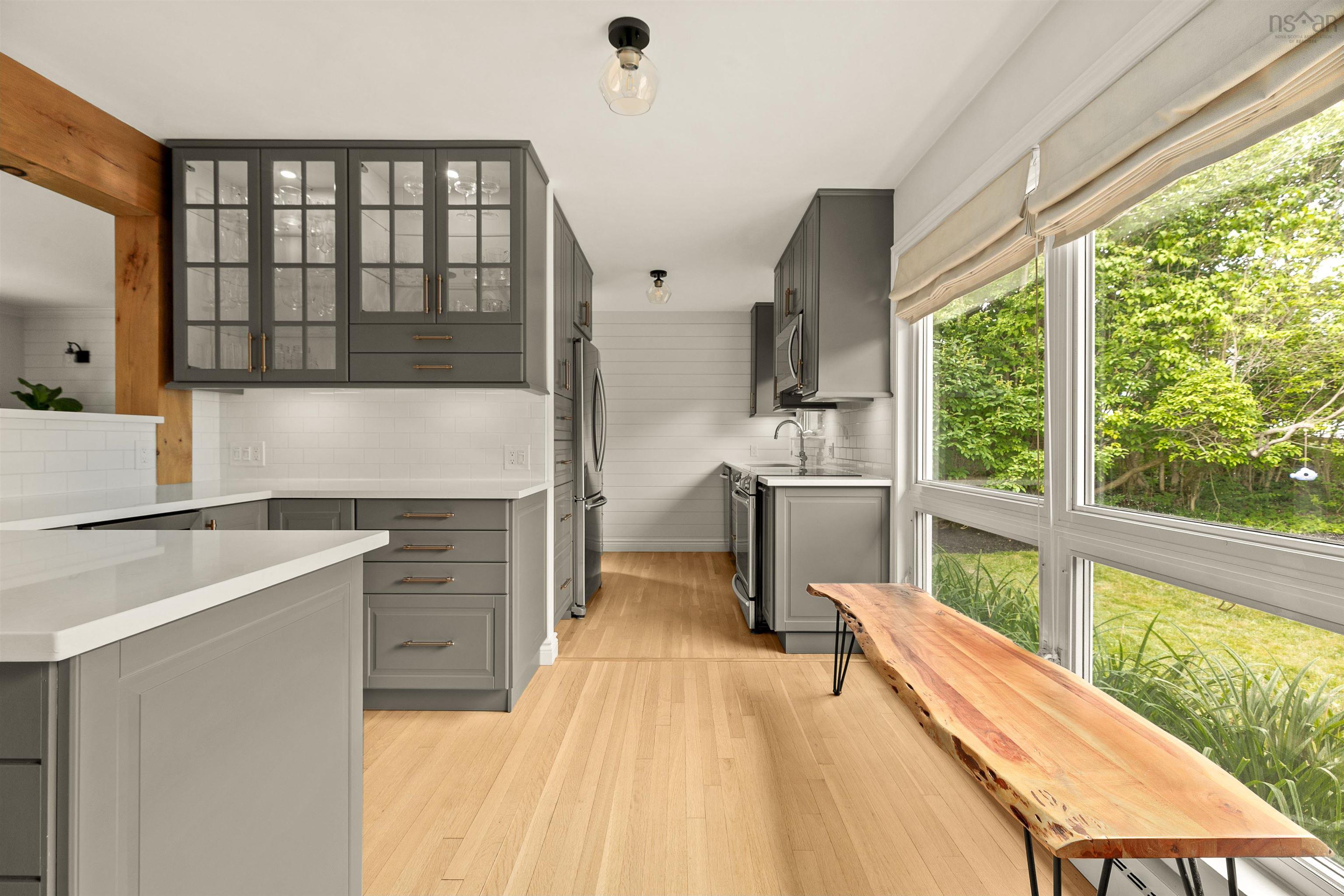 View image 9