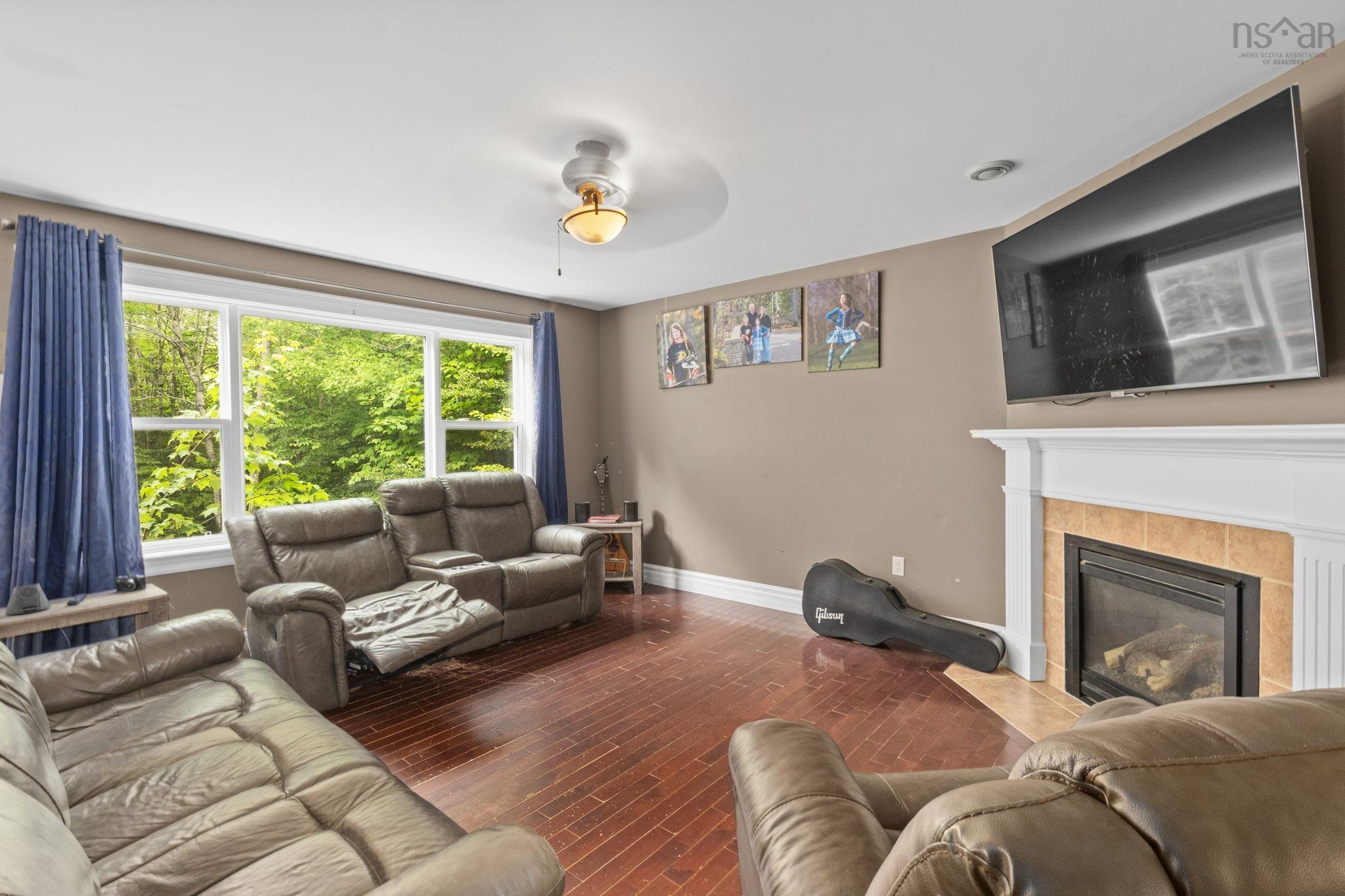 View image 15