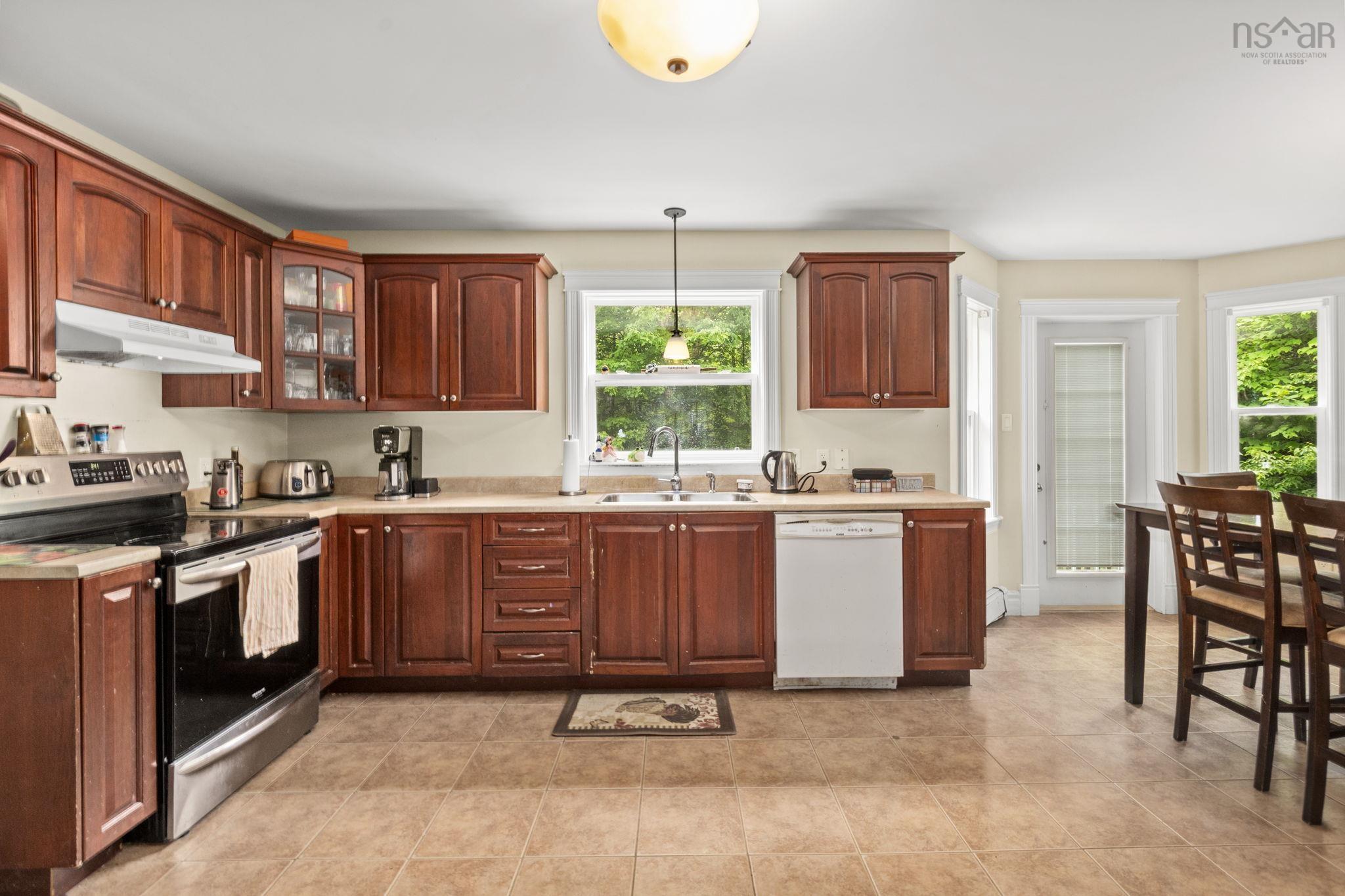 View image 8