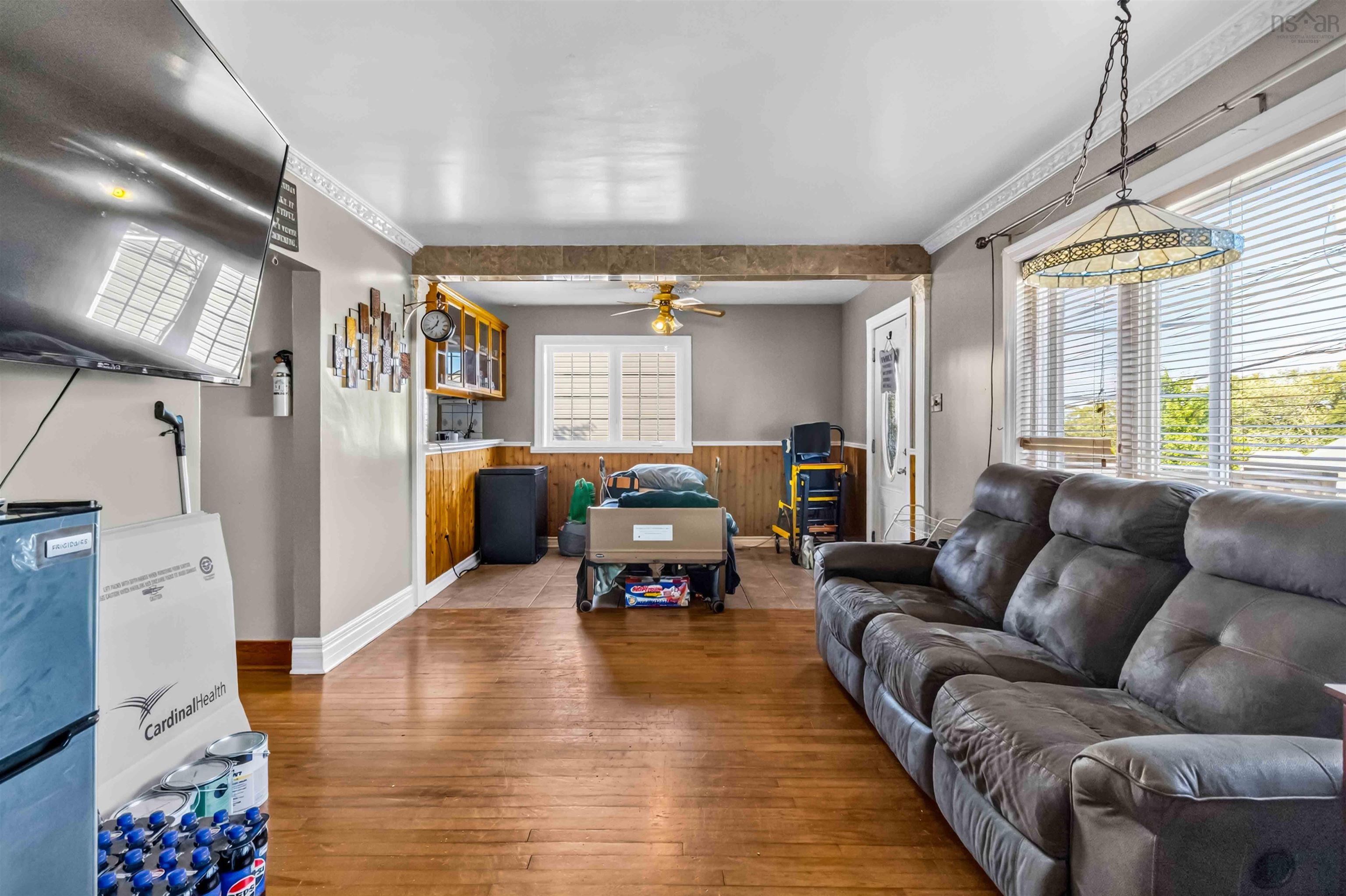View image 12