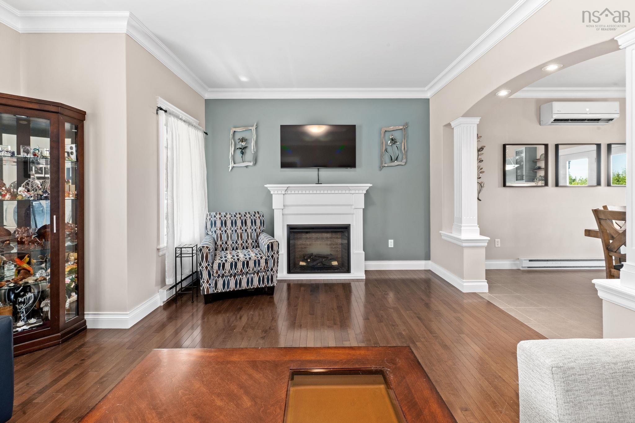 View image 19