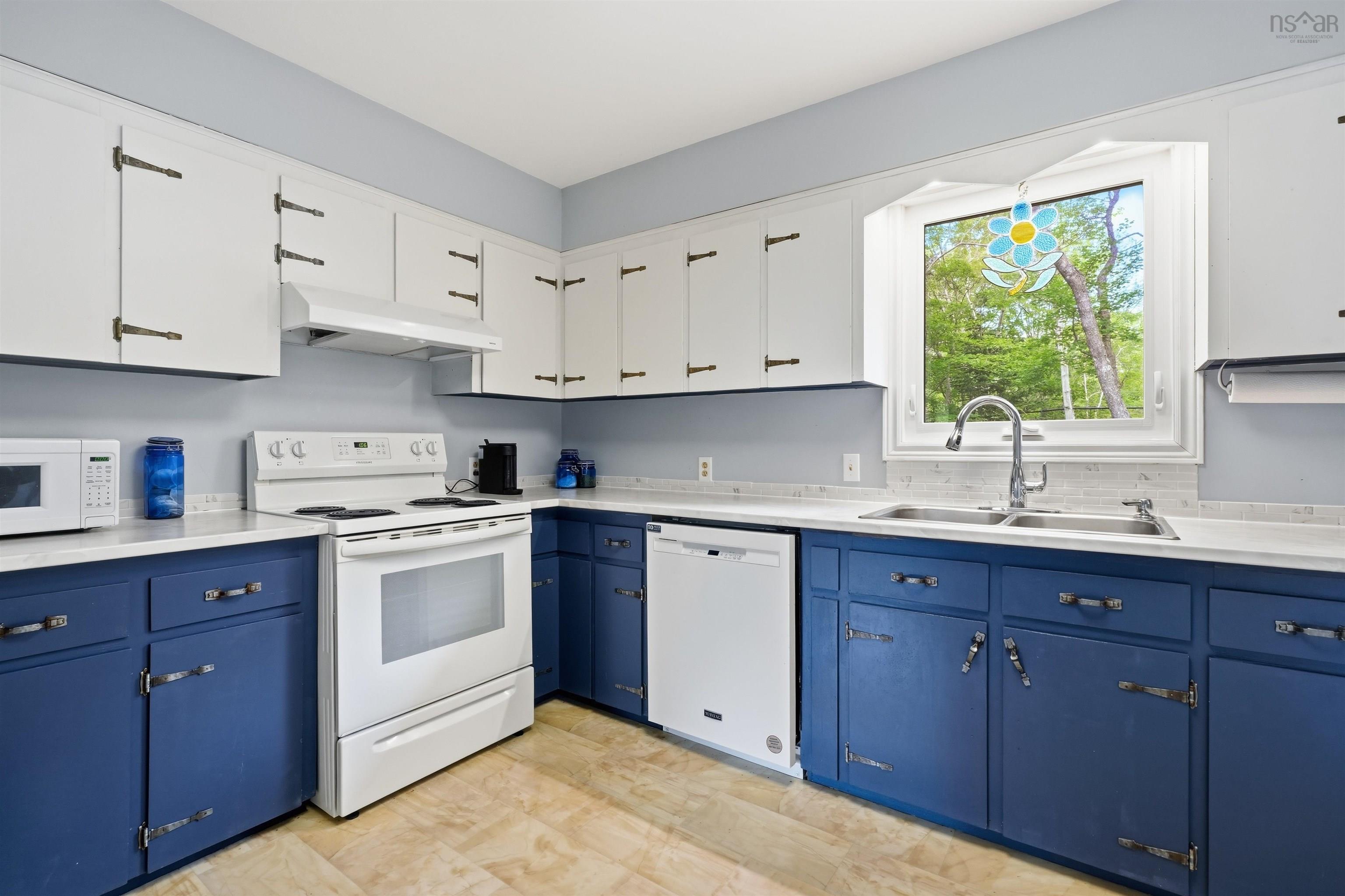 View image 17