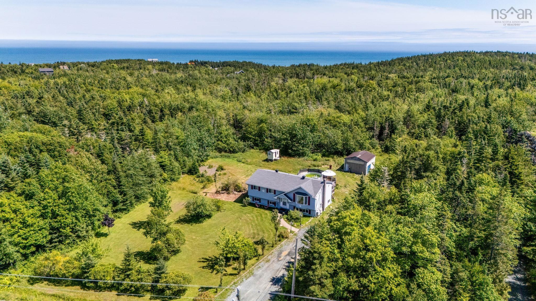 Thumbnail image for 419 Dyke Road MLS<sup>®</sup> 202619097