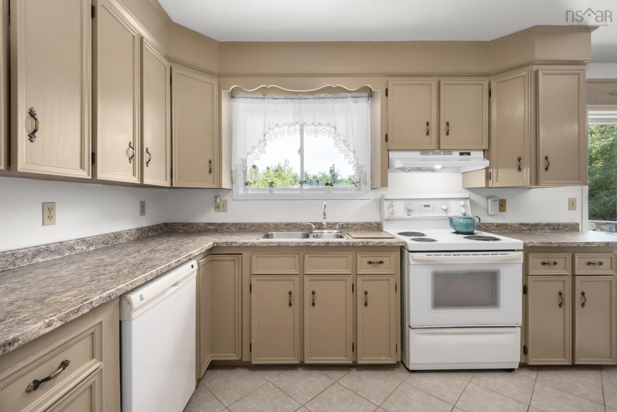 View image 12