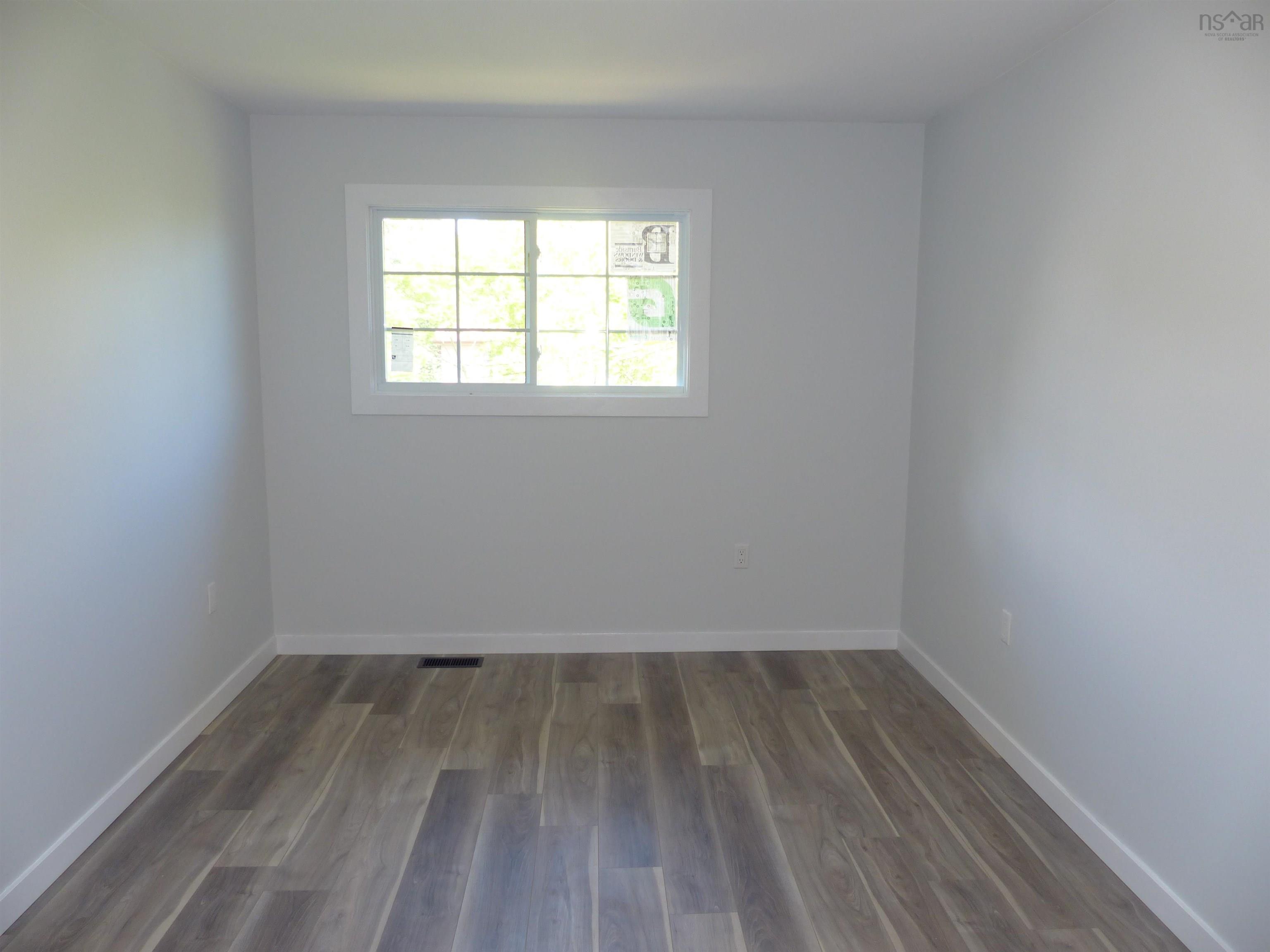 View image 12