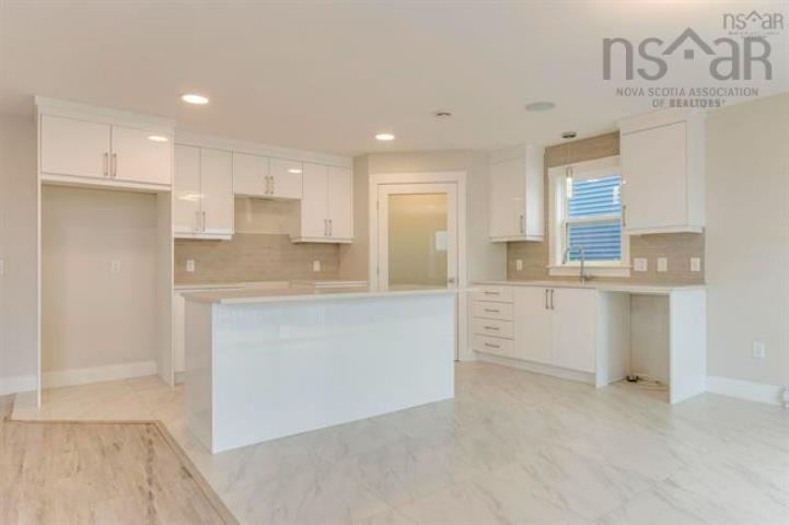 View image 18