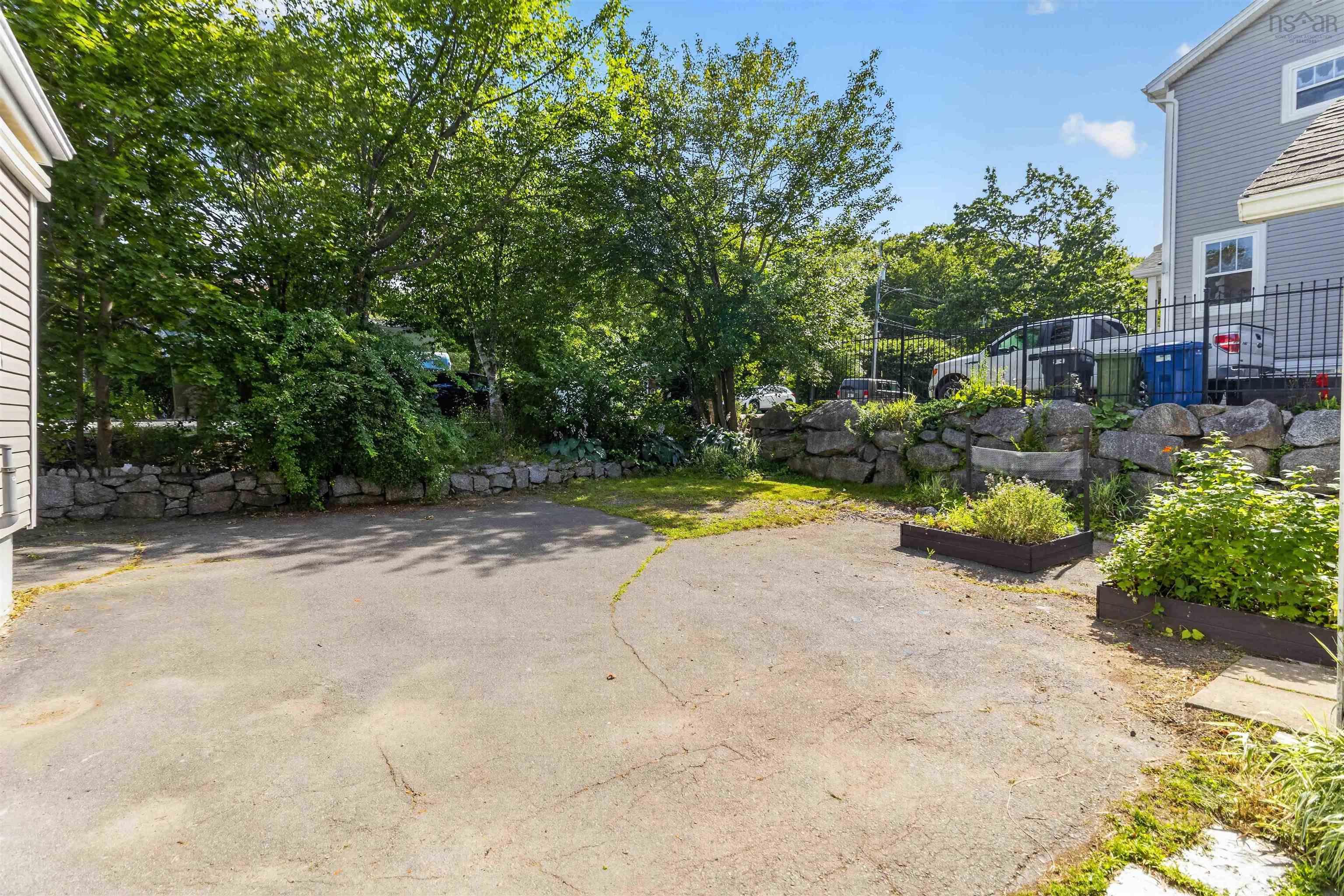 View image 28