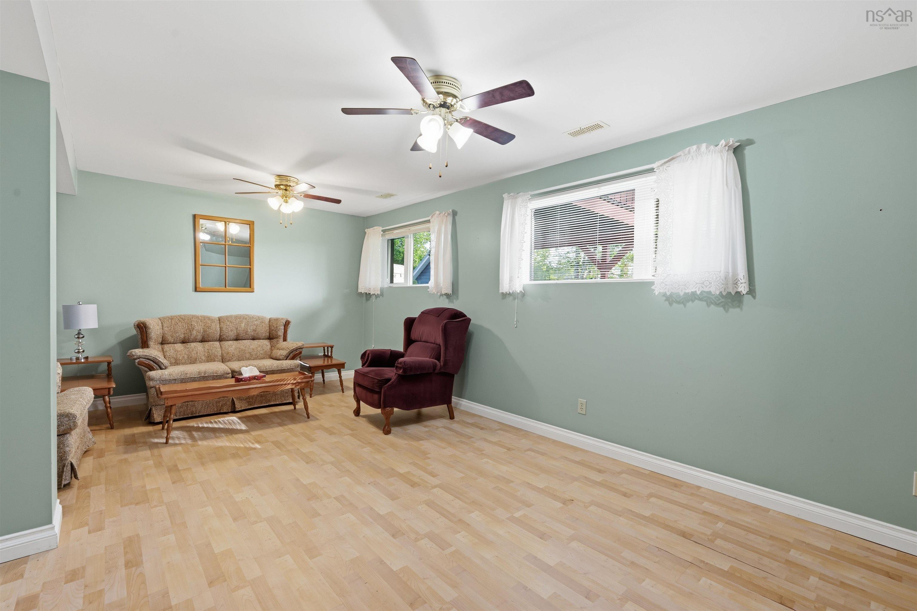 View image 35