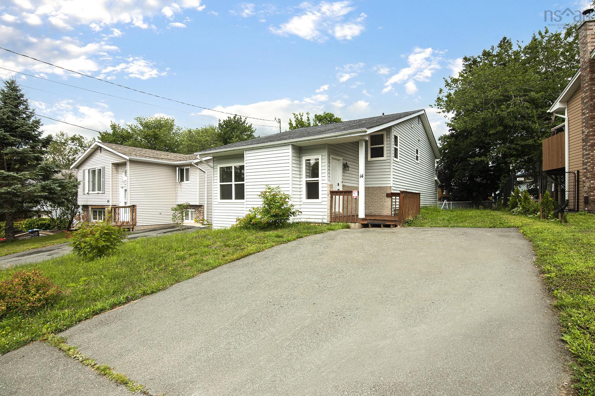 Thumbnail image for 14 Noria Crescent MLS<sup>®</sup> 202619161