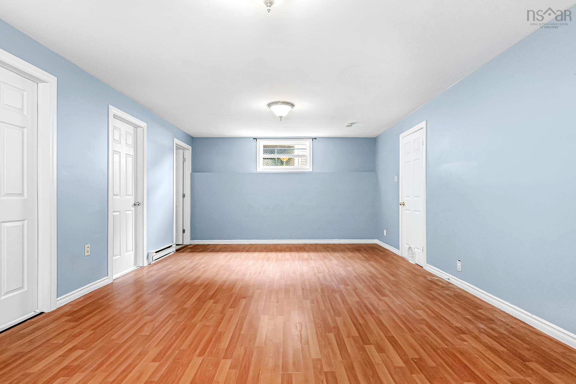 View image 11