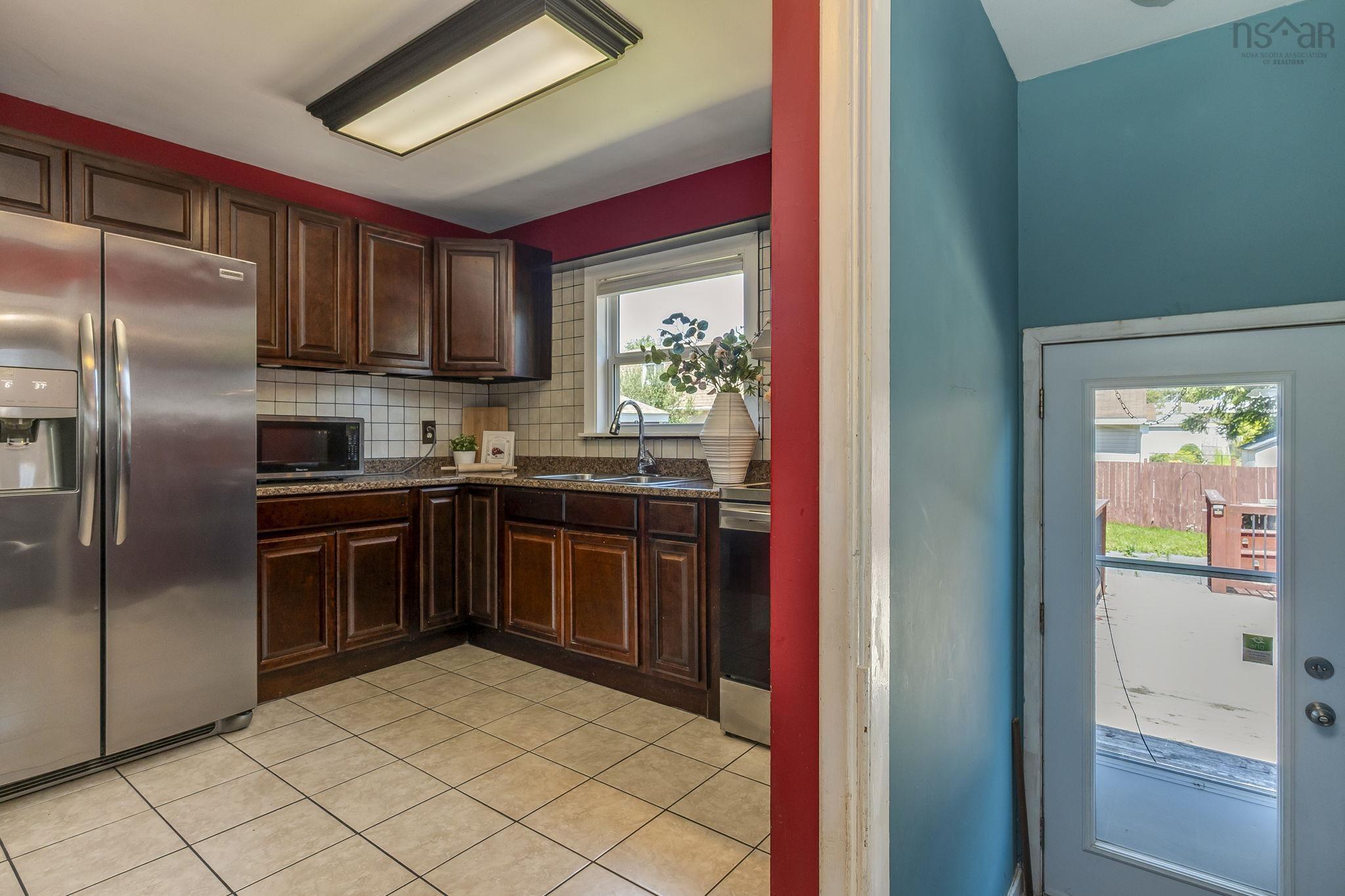View image 12