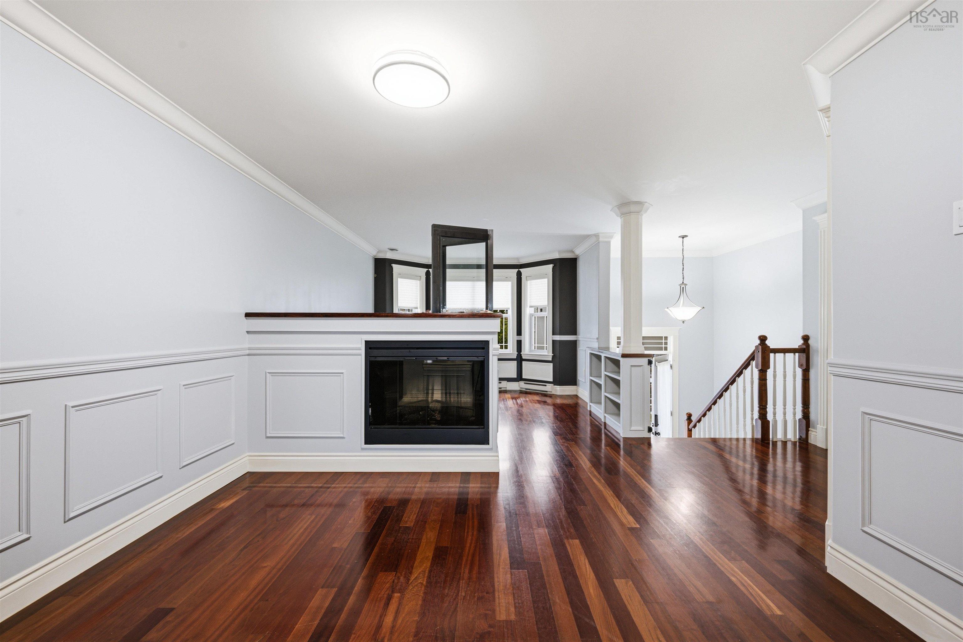 View image 9