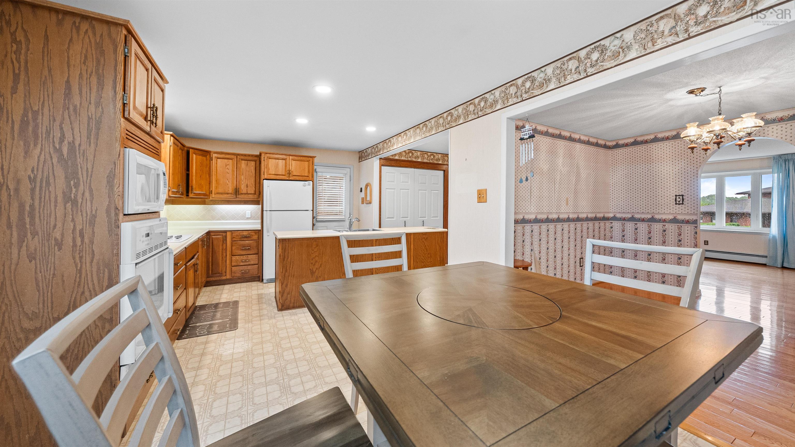 View image 16