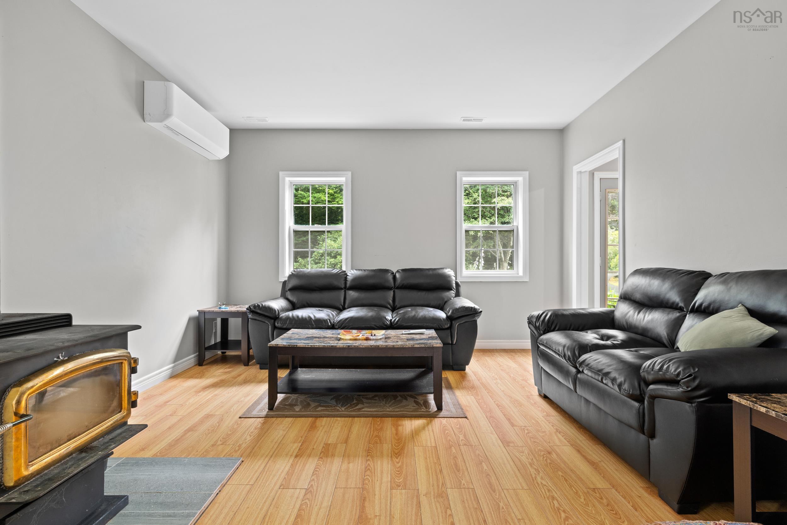 View image 9