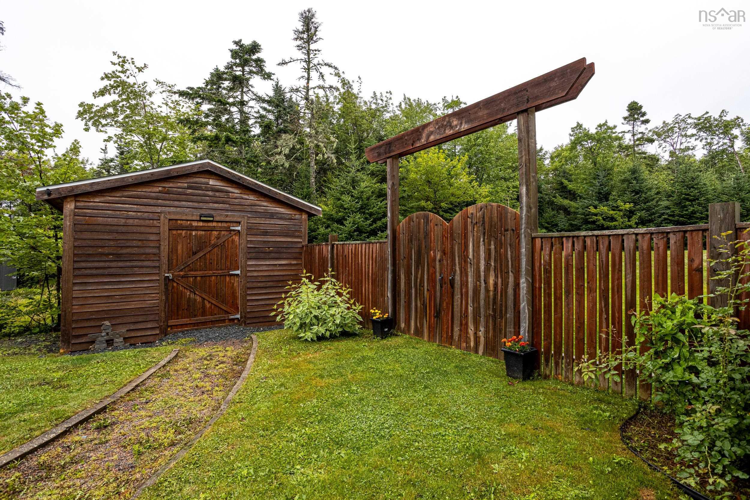 View image 4
