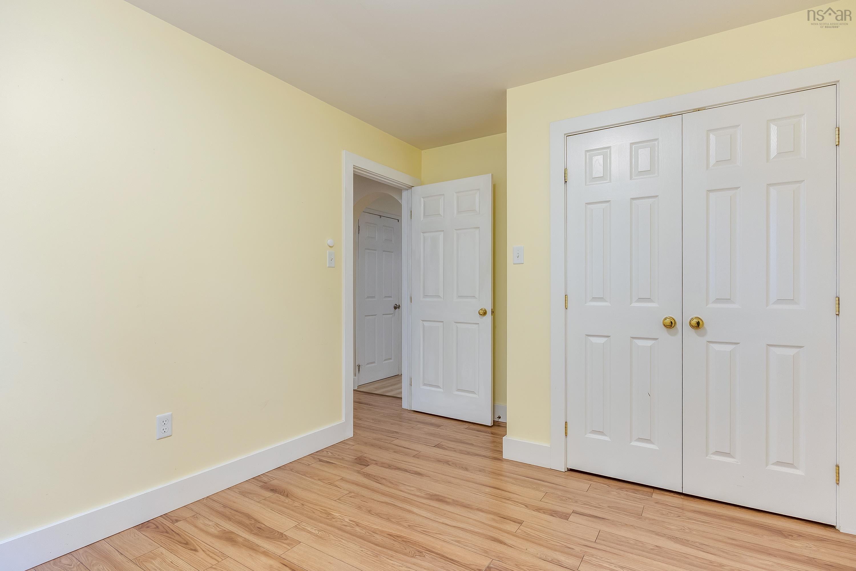 View image 18
