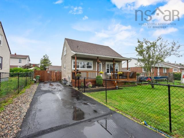 Thumbnail image for 4 Elmdale Crescent MLS<sup>®</sup> 202619313
