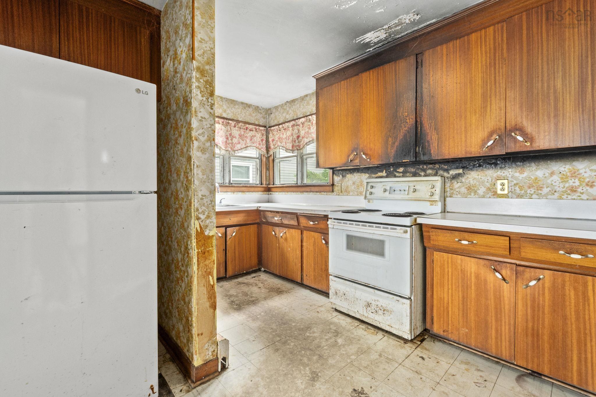 View image 8
