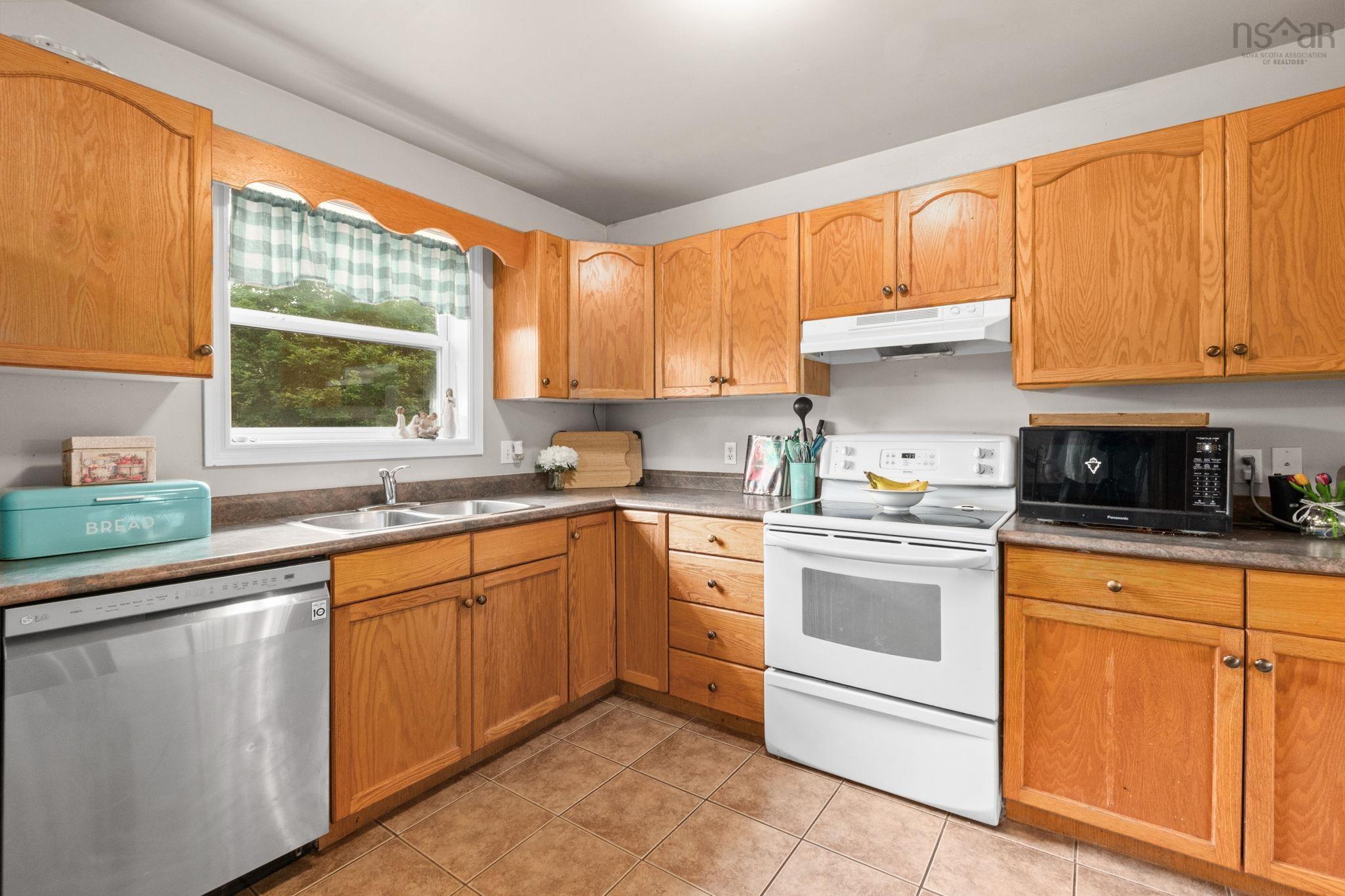 View image 12
