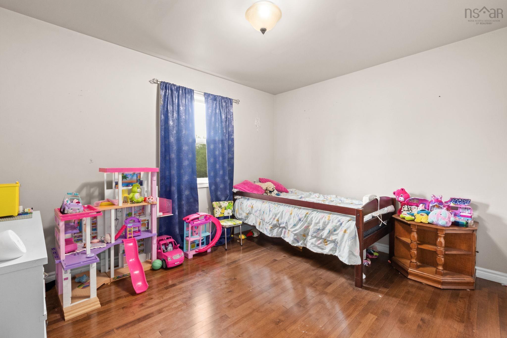 View image 17